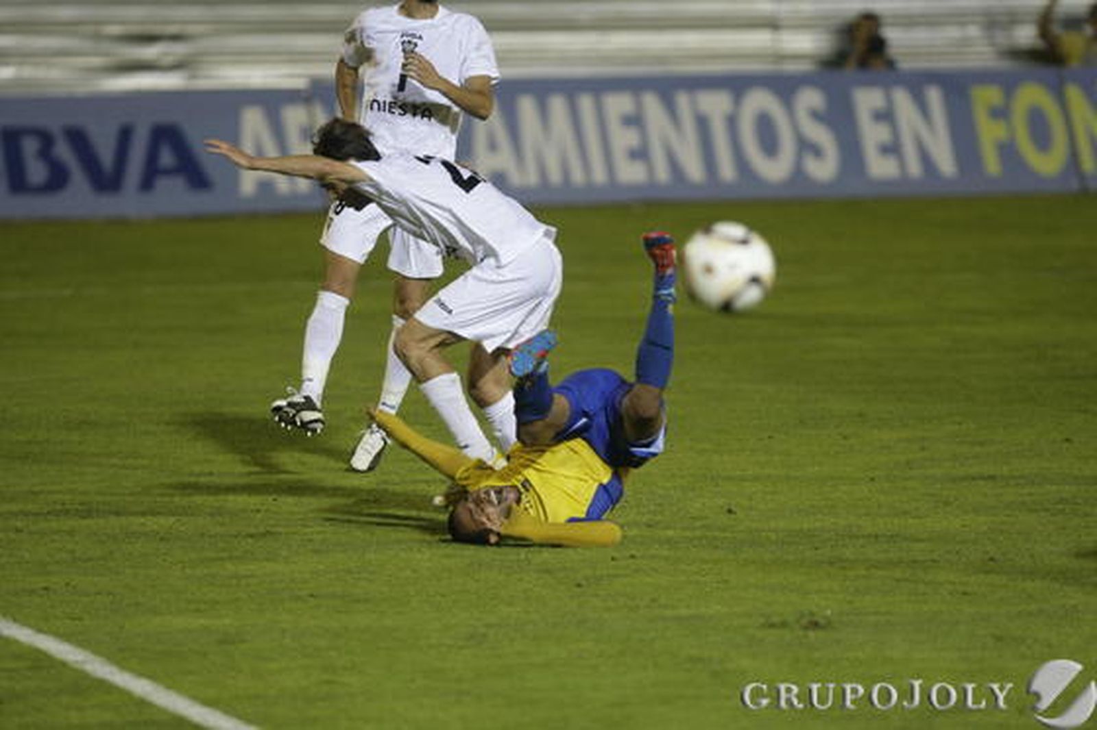 El escocés, por los suelos. 

Foto: Julio Gonzalez