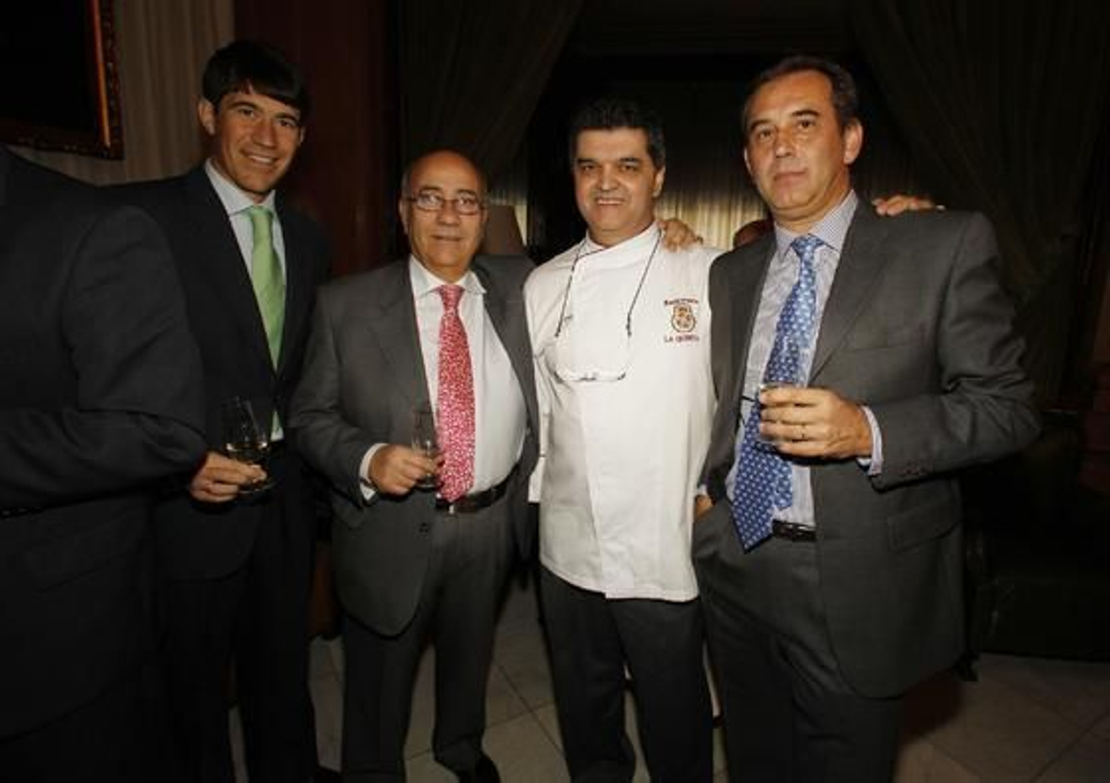 Los jerezanos afincados en Madrid se dieron cita en el Centro Cultural de los ejércitos para rendir homenaje a Bertín Osborne./José Ramón Ladra

Foto: Jose Ramon Ladra