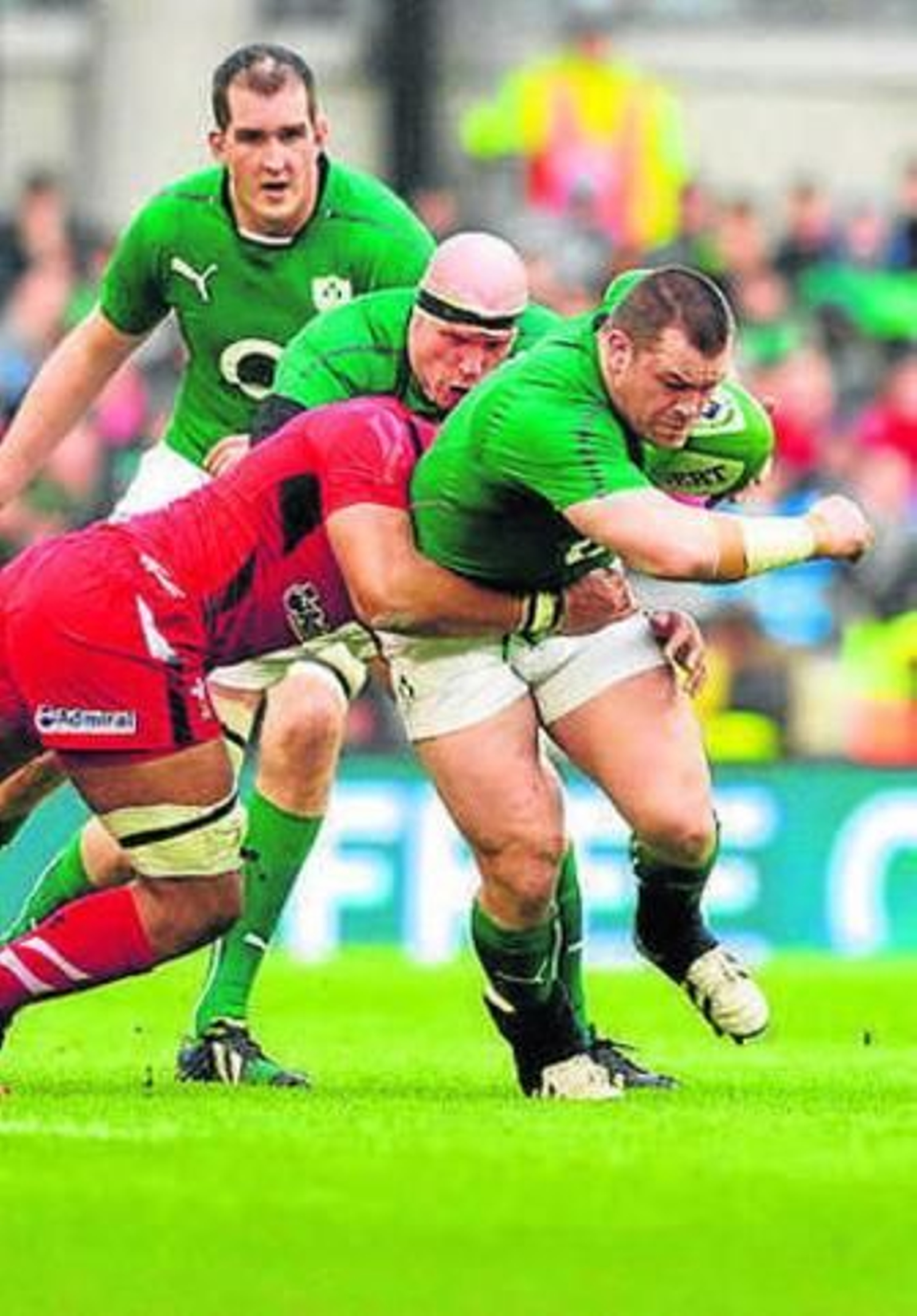 El irlandés Cian Healy.