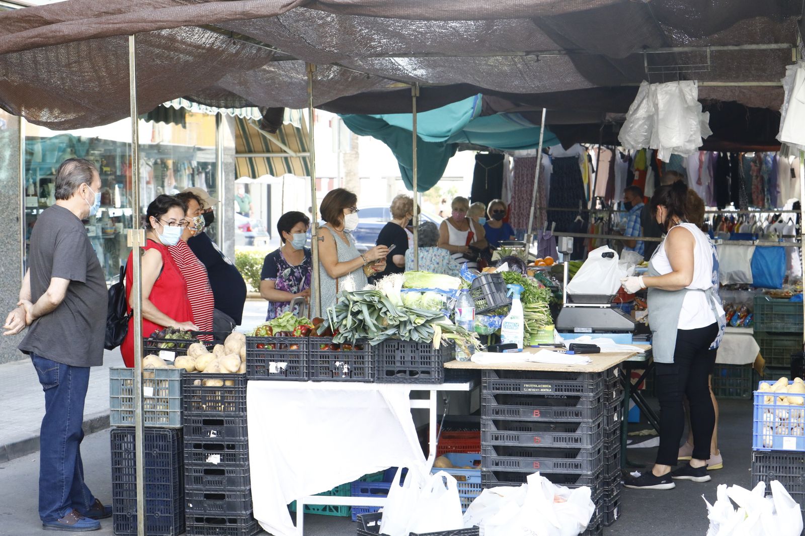 Un paseo fotográfico por la barriada periférica de Alcolea