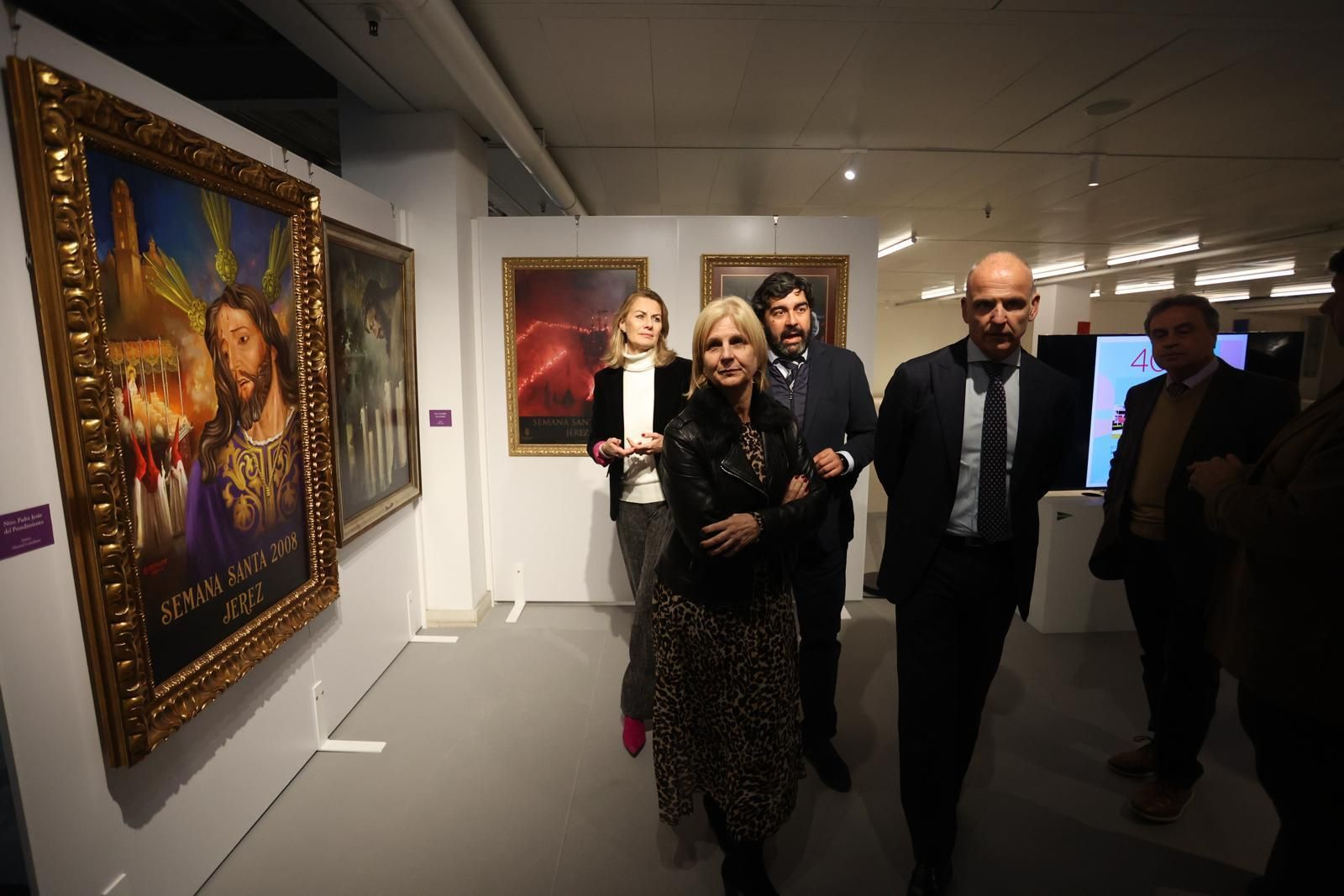 Muestra de carteles de Semana Santa de Jerez en El Corte Inglés