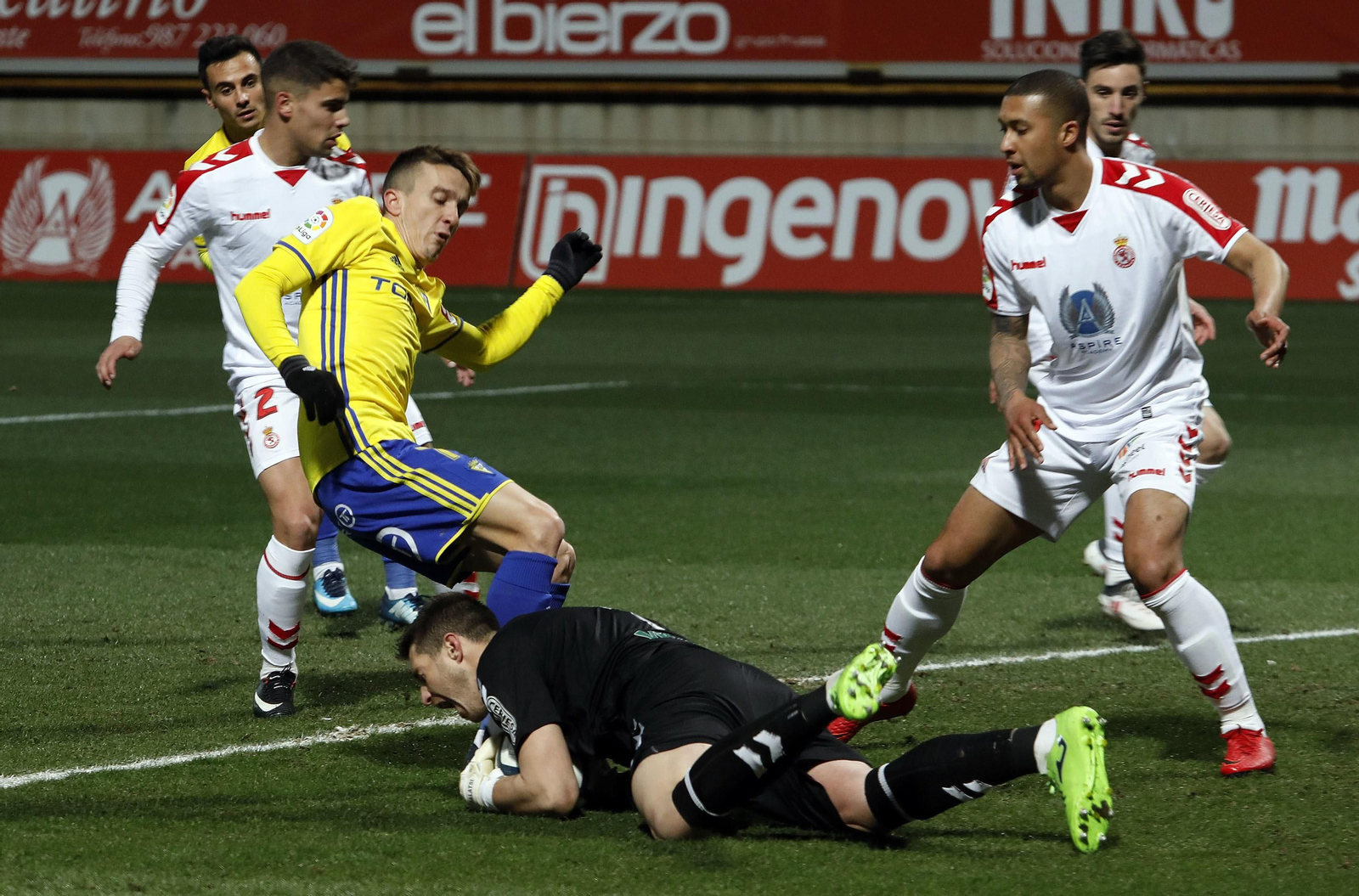 Las imágenes del Cultural Leonesa-Cádiz