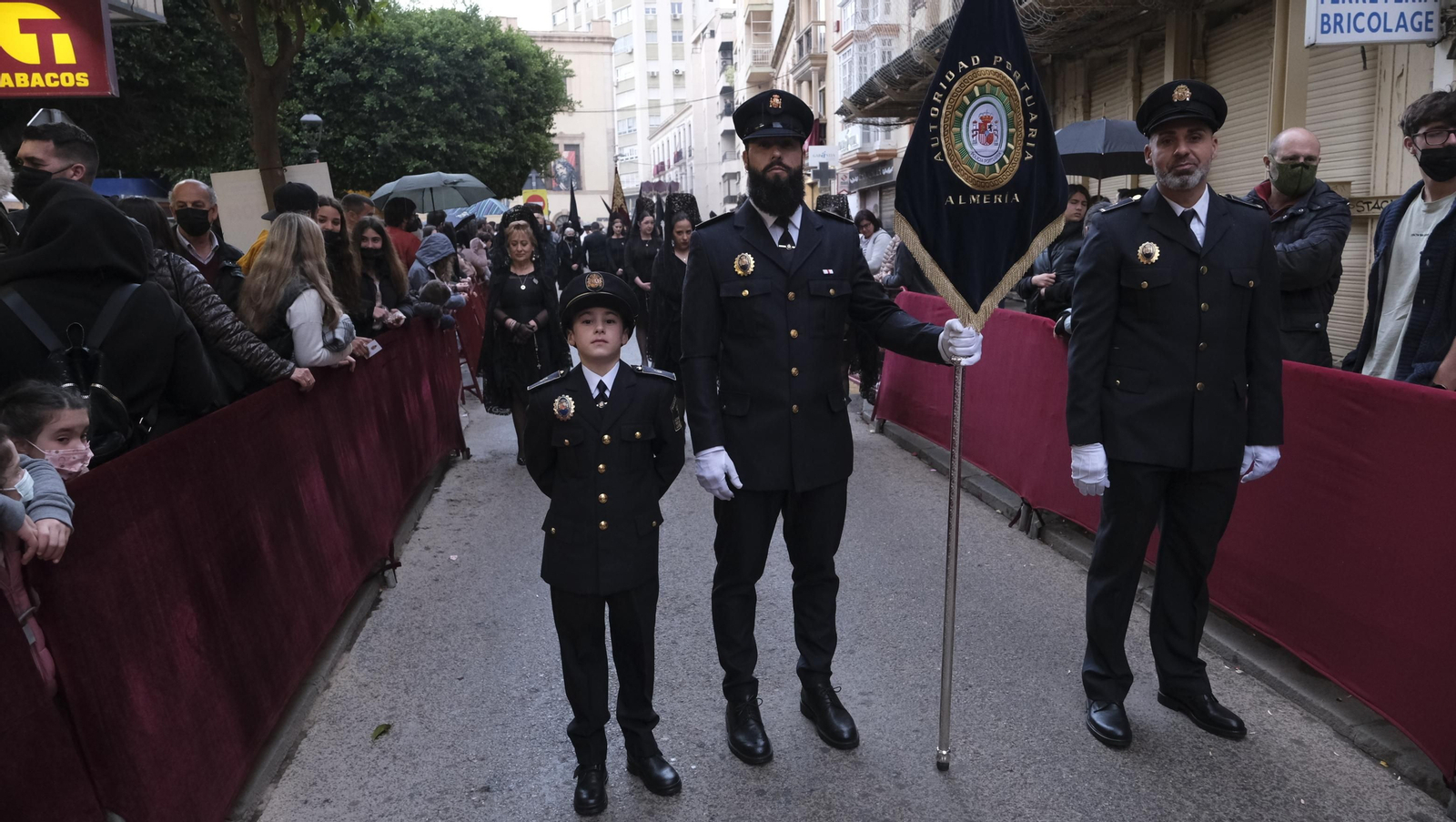 Procesión del Encuentro en Almería, en imágenes.