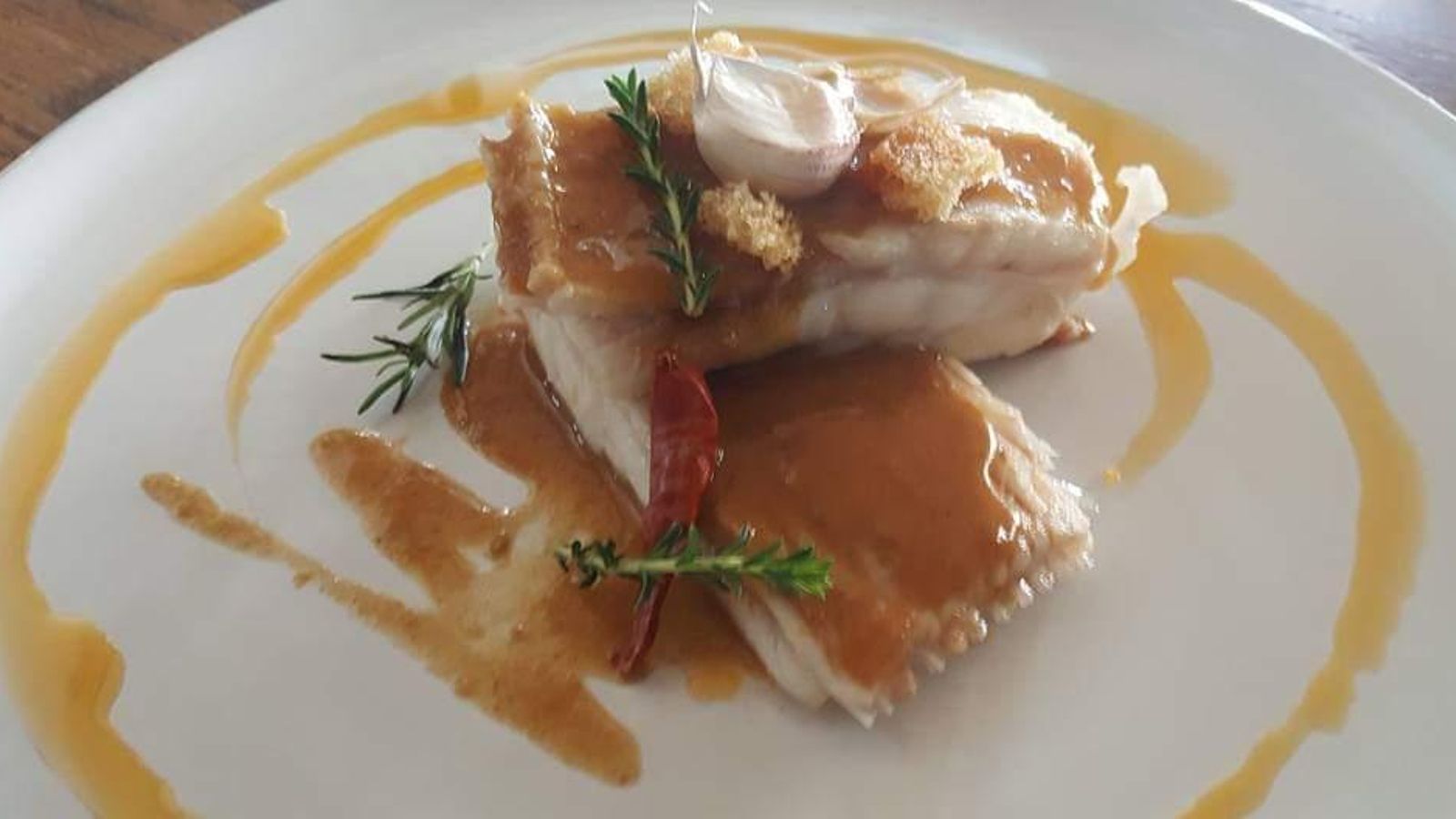 Plato de pescado en Casa Silveira
