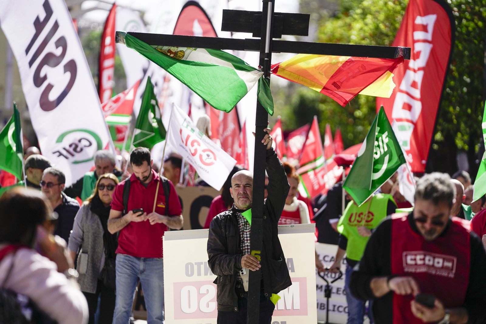 La manifestación de empleados municipales, en imágenes