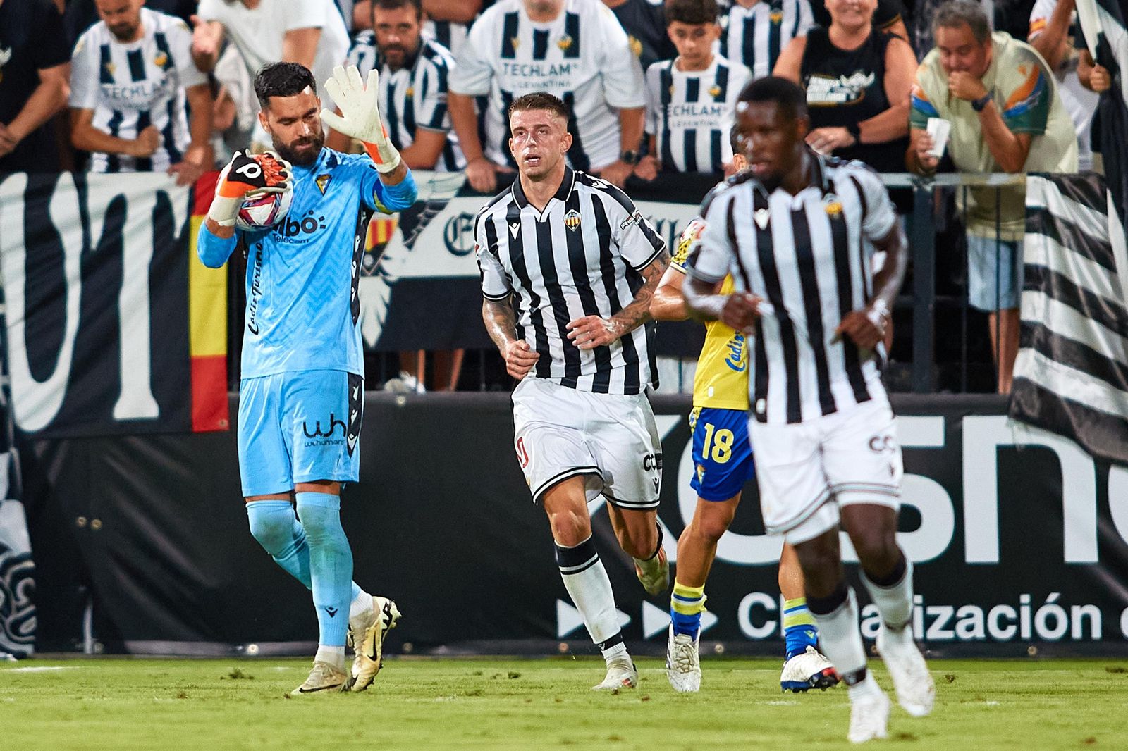 Las imágenes del Castellón-Cádiz CF