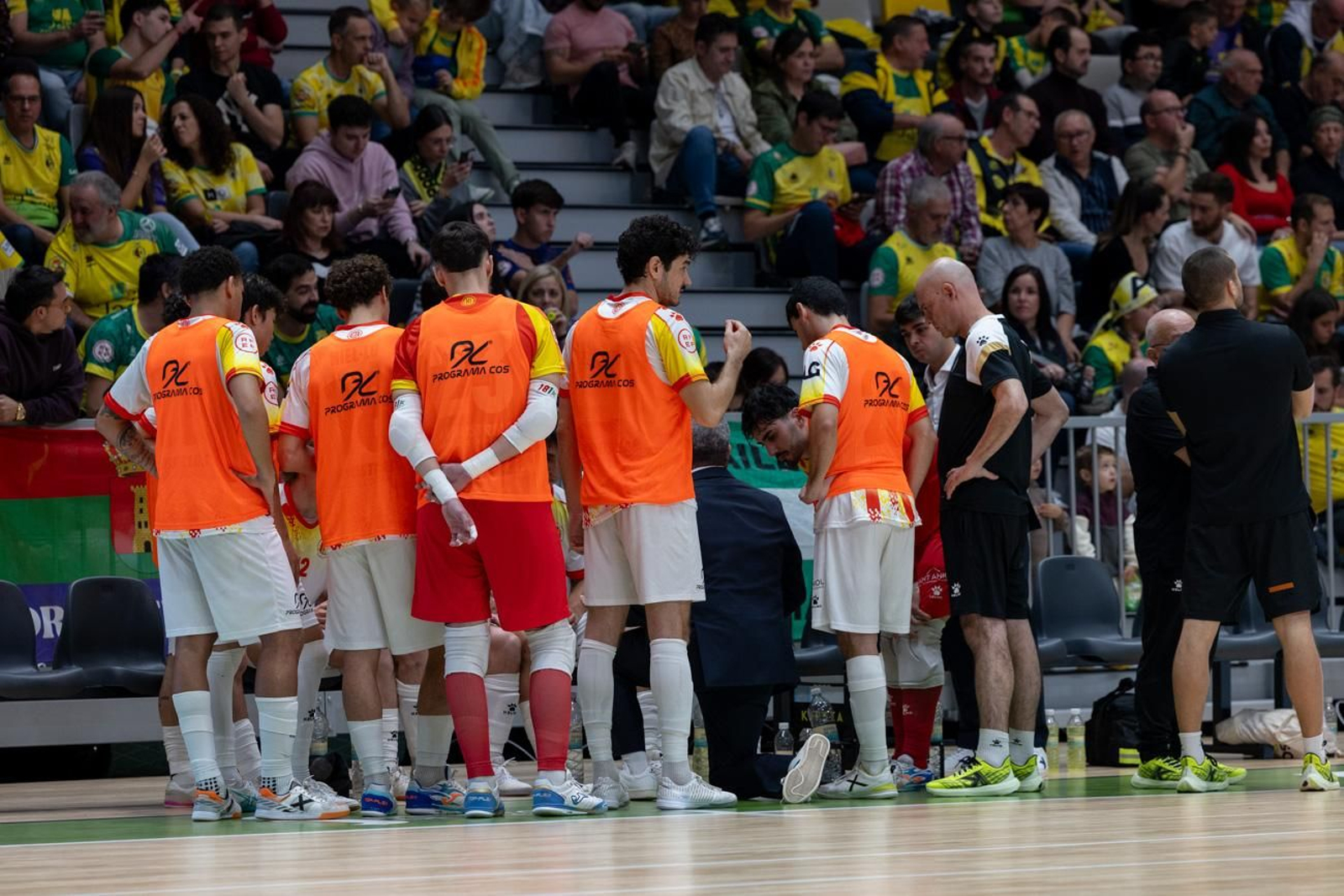 Las mejores fotos de la goleada del Jaén Paraíso Interior FS ante Industrias Santa Coloma