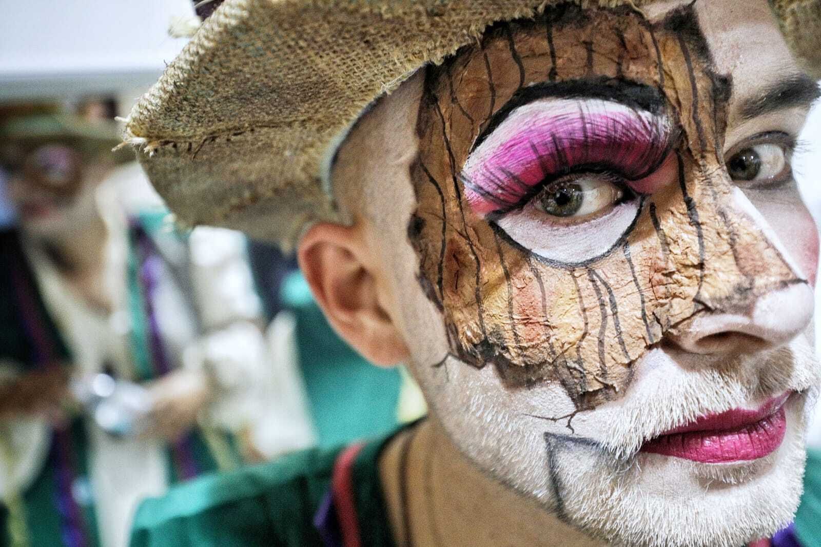 Comparsa 'Los manipulaos'