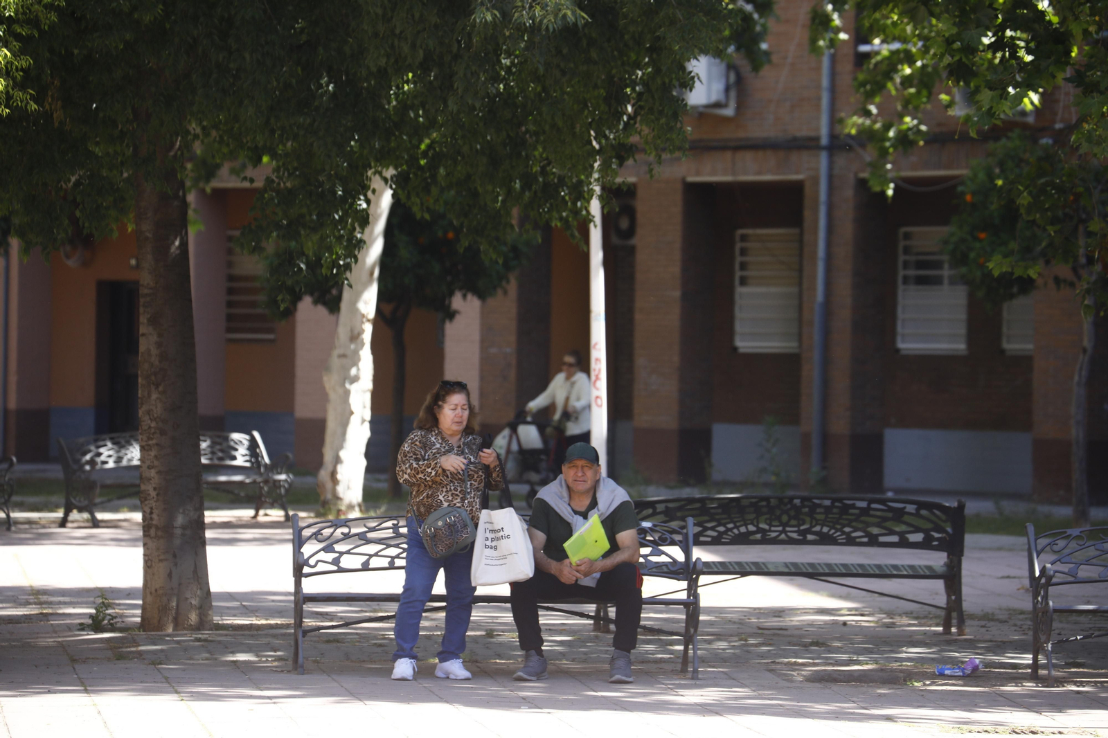 El deterioro del barrio de Las Moreras de Córdoba, en imágenes
