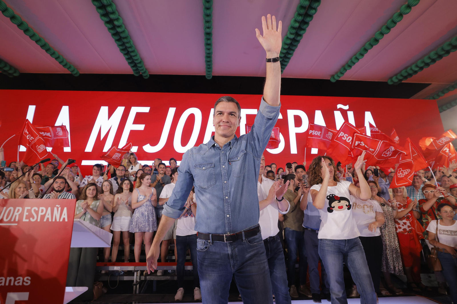 Las imágenes del mitin de Pedro Sánchez en Dos hermanas