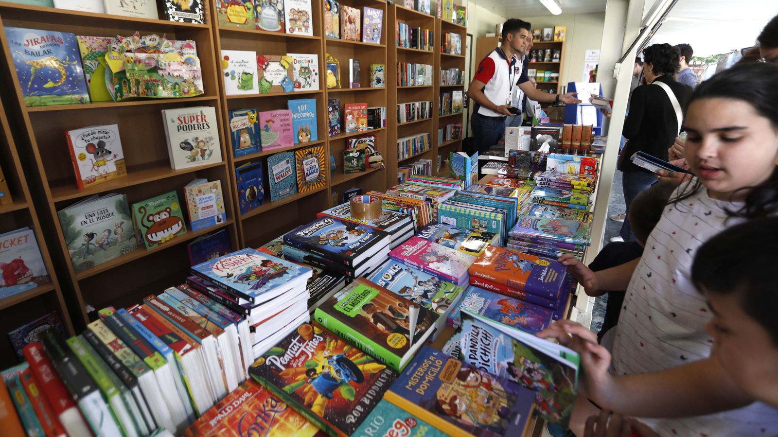 "Fotos de la Feria del Libro de La Línea"