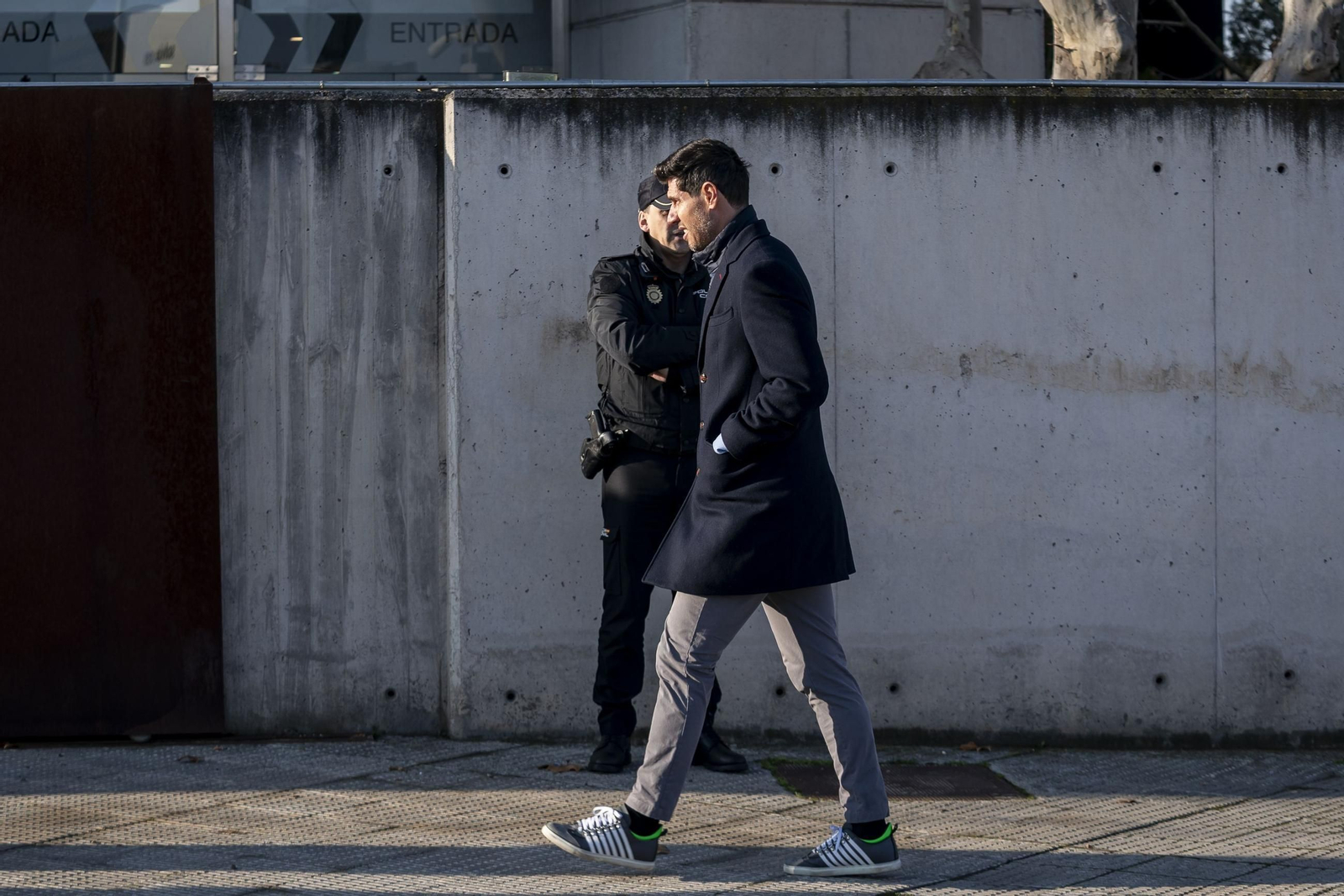 Las fotos del día de la declaración de Rubiales en el juicio
