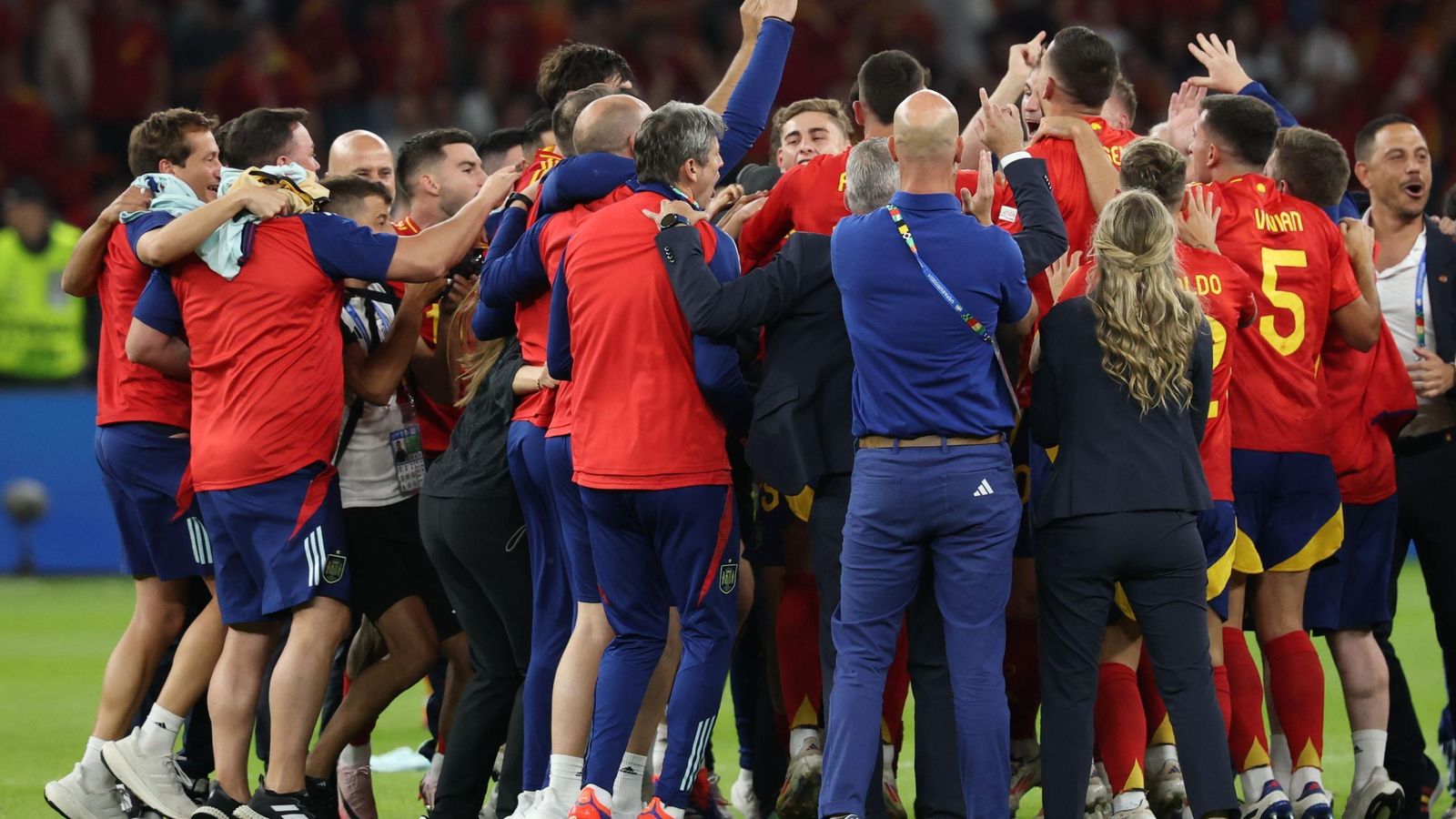 Las mejores fotos del título de España ante Inglaterra