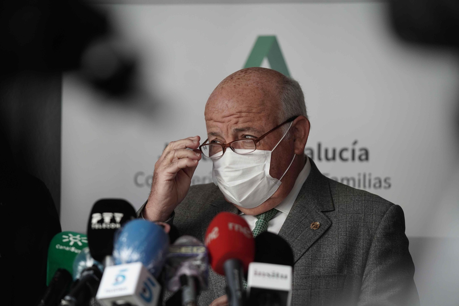 ¿Nuevas restricciones para Nochevieja en Granada? El consejero de Salud da pistas sobre la decisión