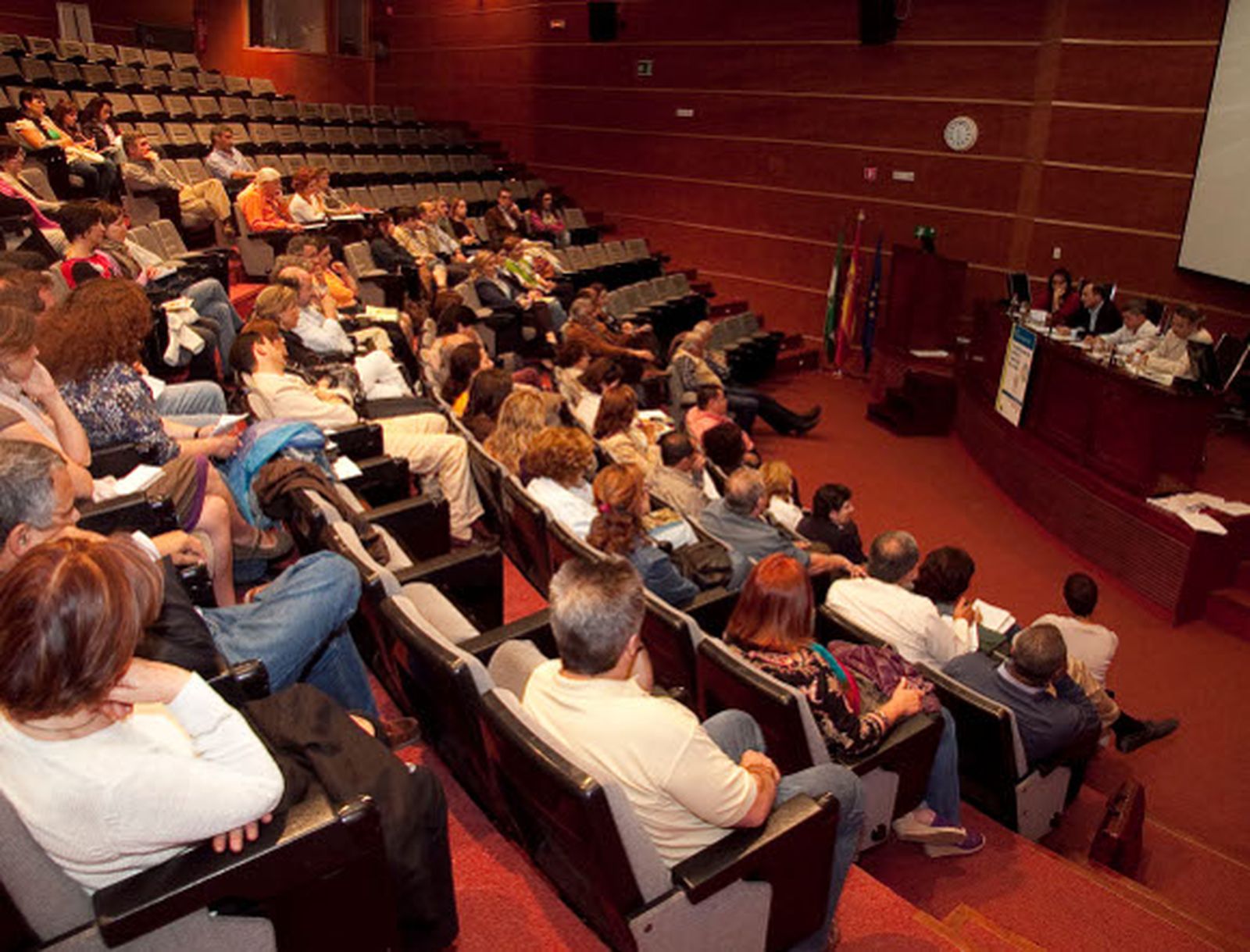 Salud nombra a siete nuevos profesionales jubilados como personal emérito