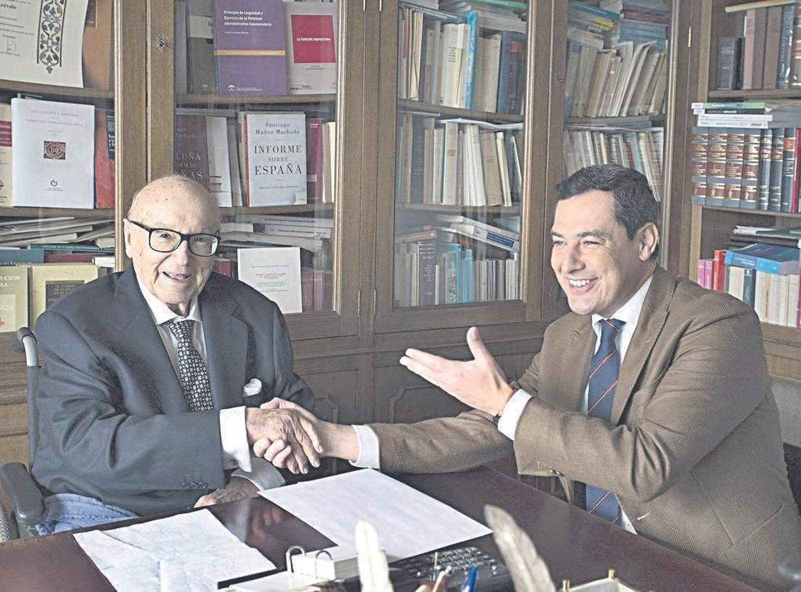 Juanma Moreno y Manuel Clavero.