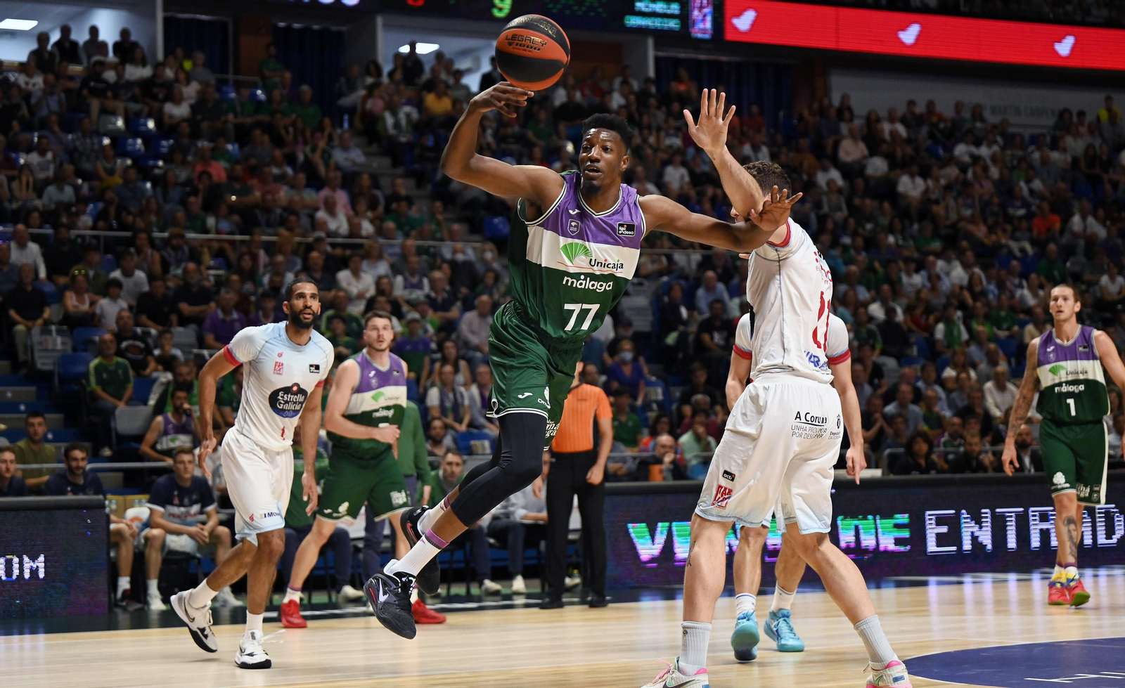 El Unicaja-Obradoiro, en fotos