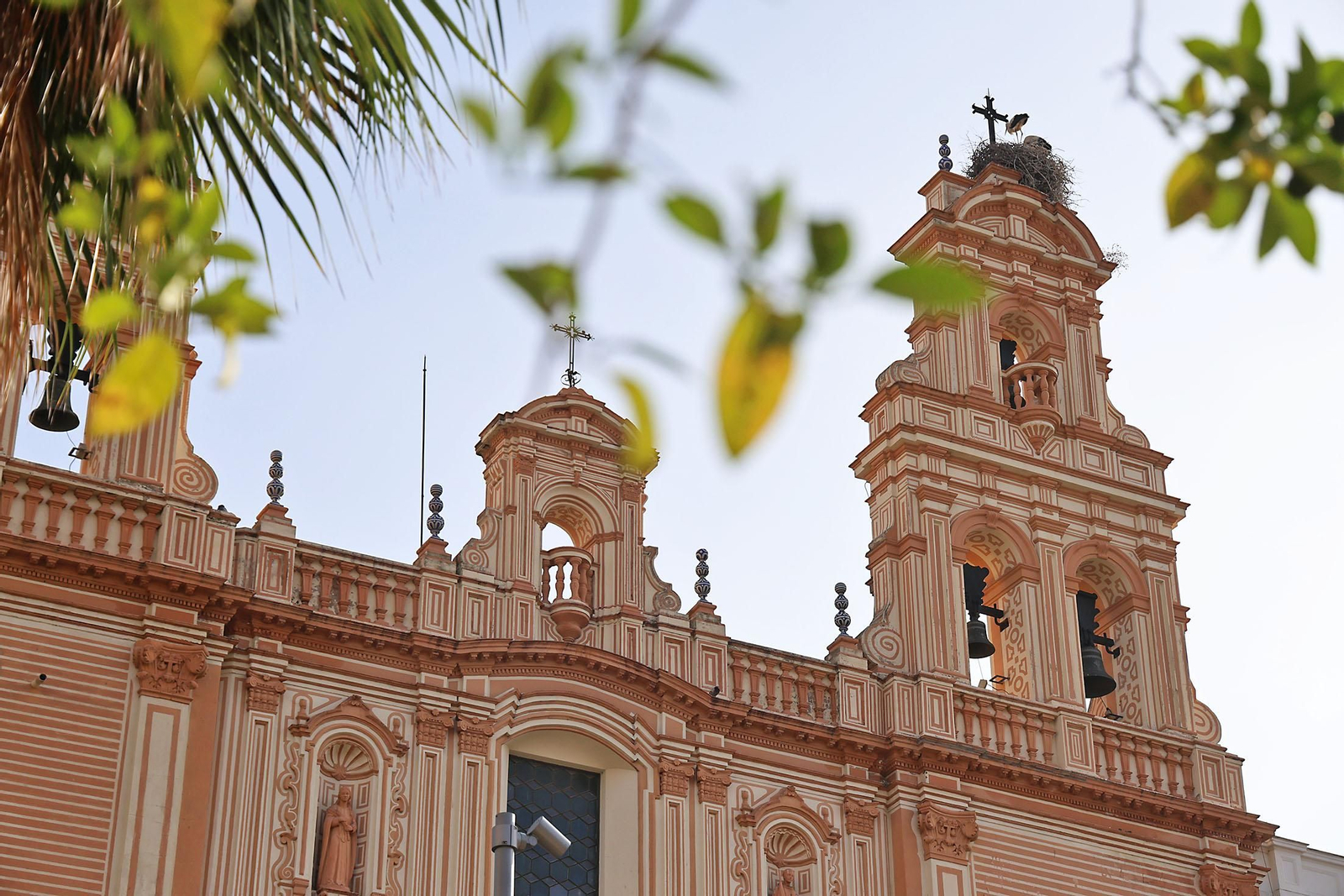La Plaza de La Merced, un remanso de paz en las mañanas de verano