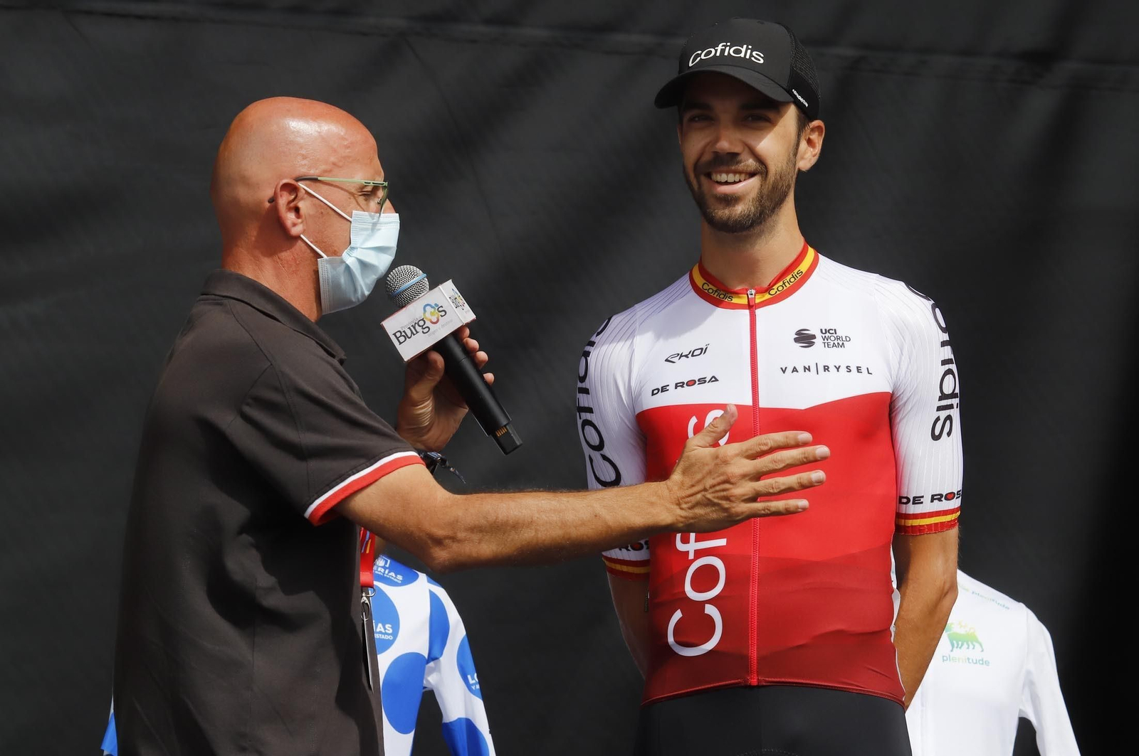 Imágenes de la Vuelta Ciclista a España en su salida desde Aracena en la 17ª etapa