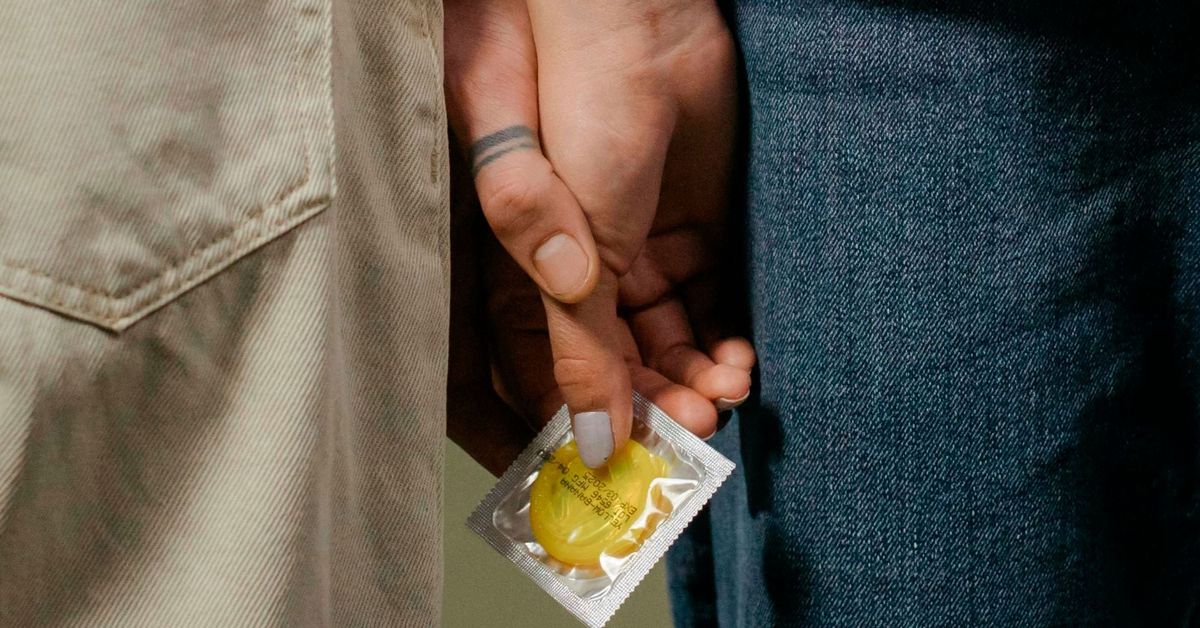 Absuelto de violación en Sevilla gracias a que había saliva de la supuesta víctima en el envoltorio del preservativo