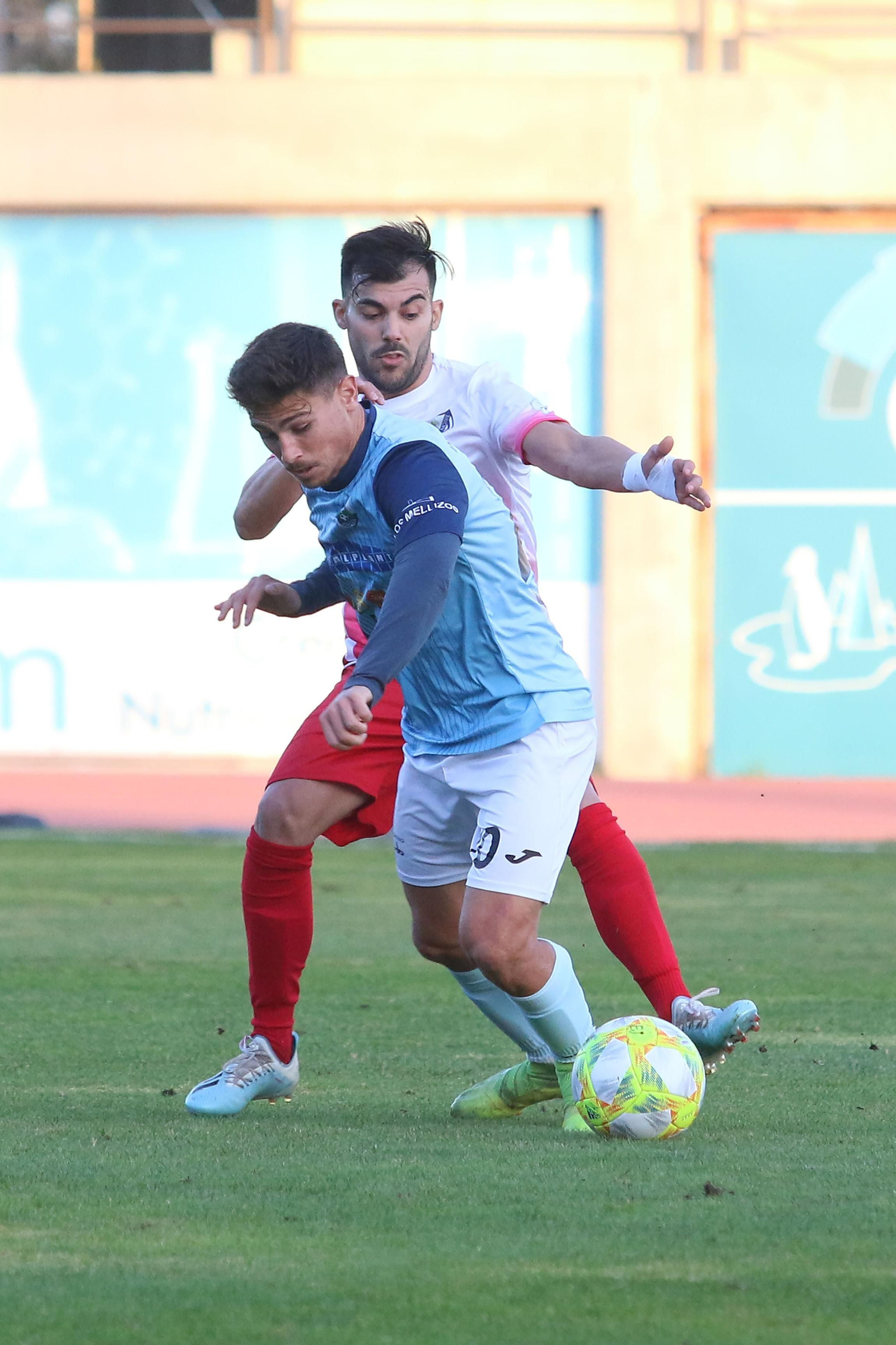Choque liguero entre ejidenses y motrileños en Santo Domingo.