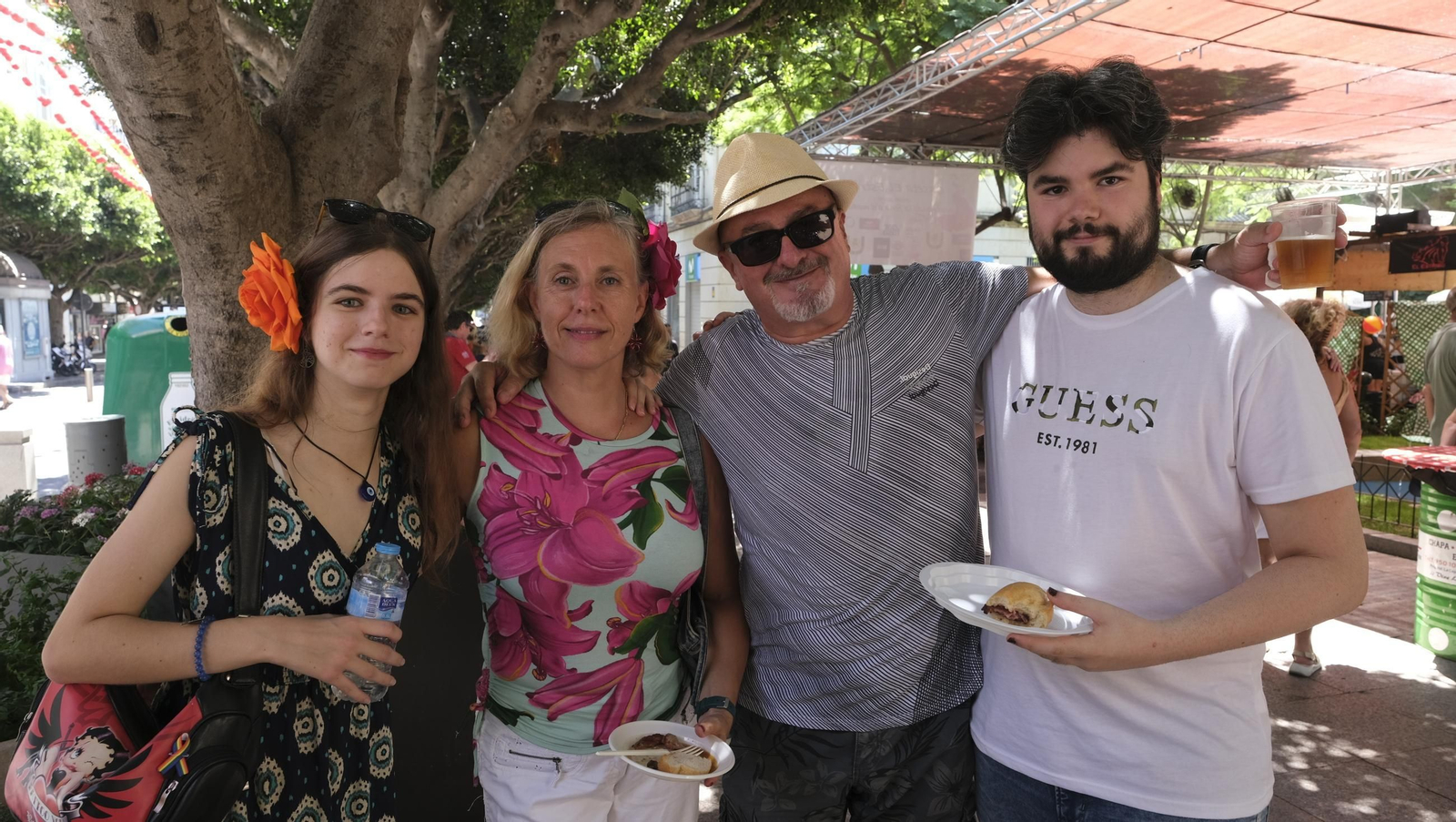 Las imágenes del lunes de la Feria del Mediodía en Almería