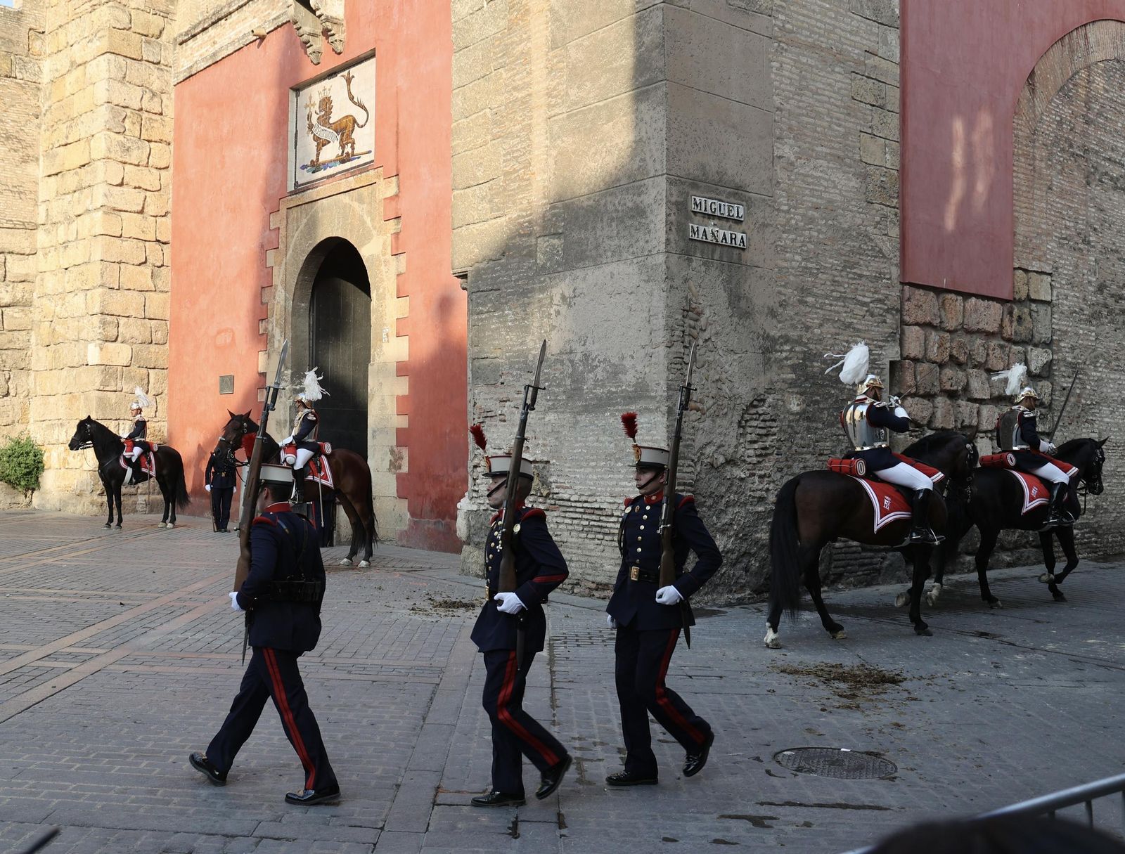 LLegada de los mandatarios de la ONU a la cena en el Alcázar
