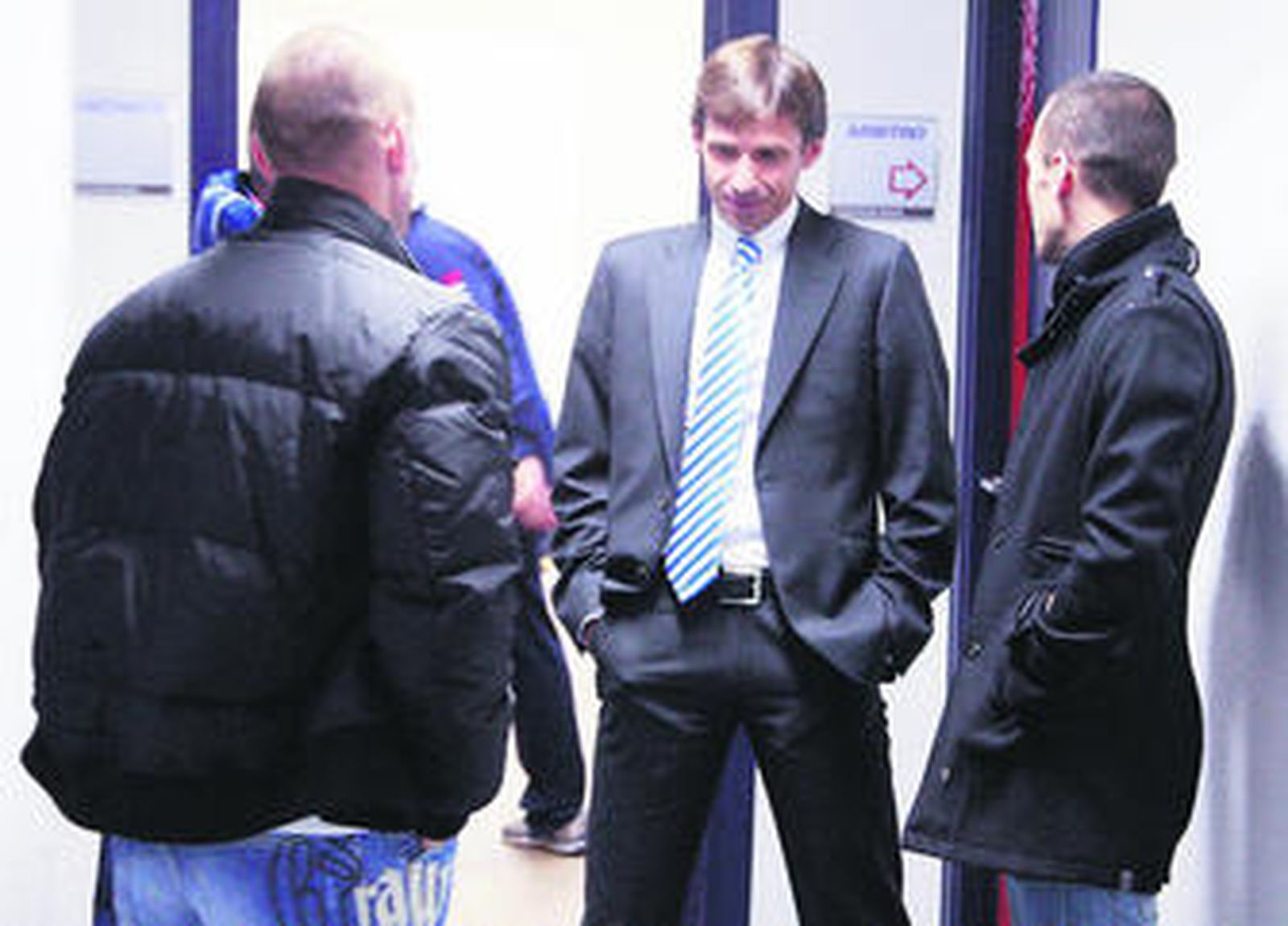 Ziganda, en el túnel de vestuarios antes del partido.