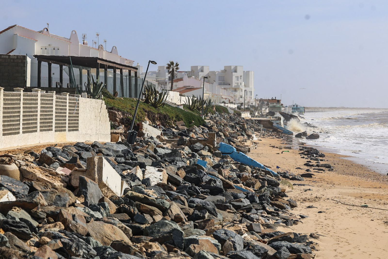 Fotografías del aporte de arena a la playa de Matalascañas