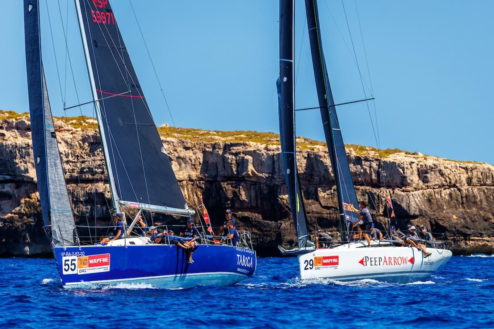 Taboga al través de Cala Figuera en la regata larga donde finalizo 10º