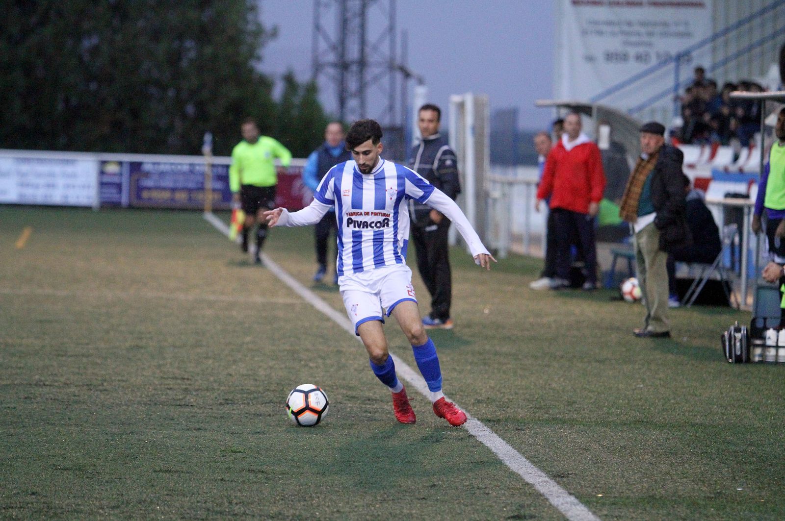 El Ayamonte tendrá una dura prueba en su visita a Bollullos para medirse a un equipo que quiere subir en la tabla.