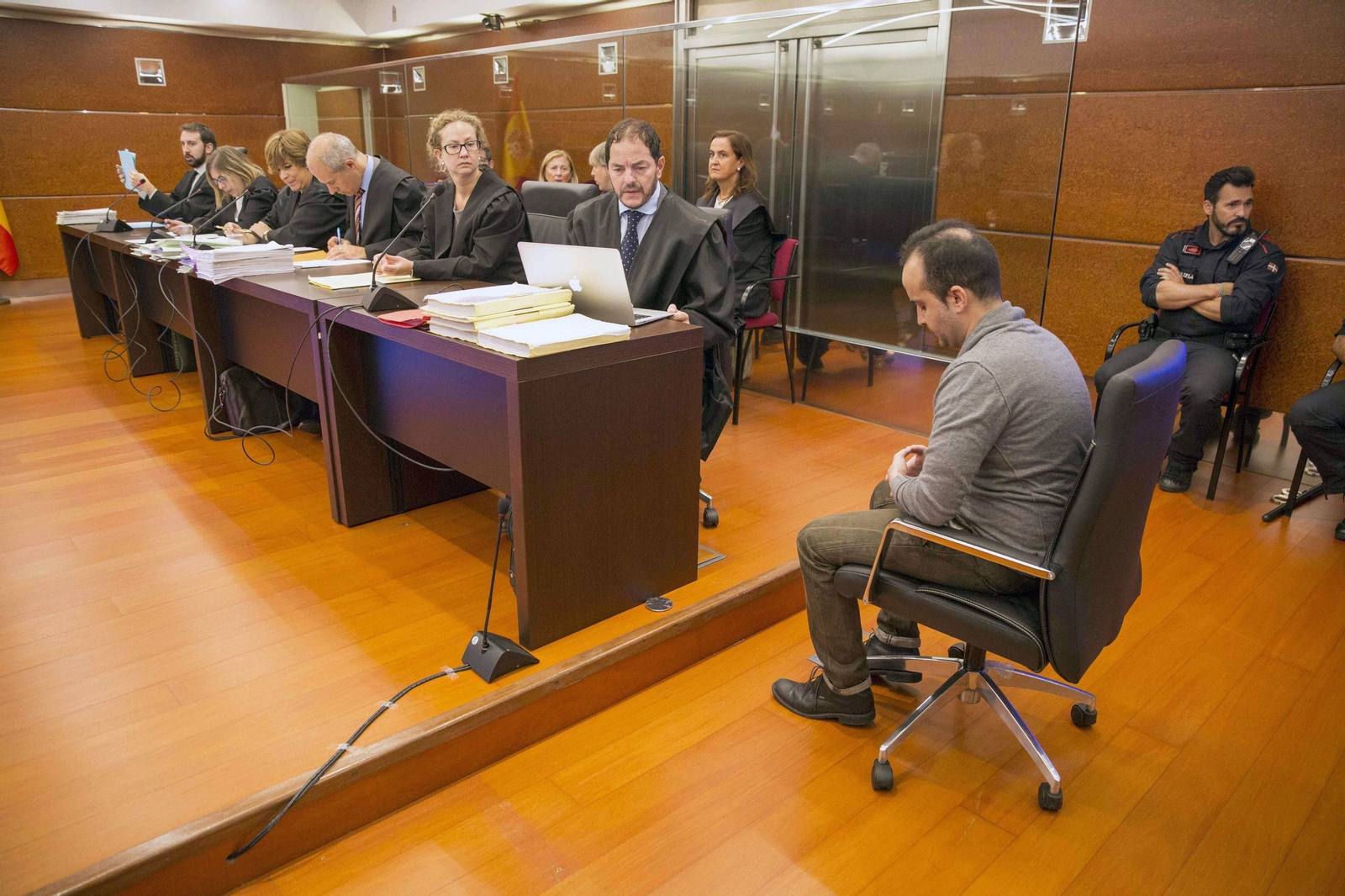 El acusado, durante el juicio.