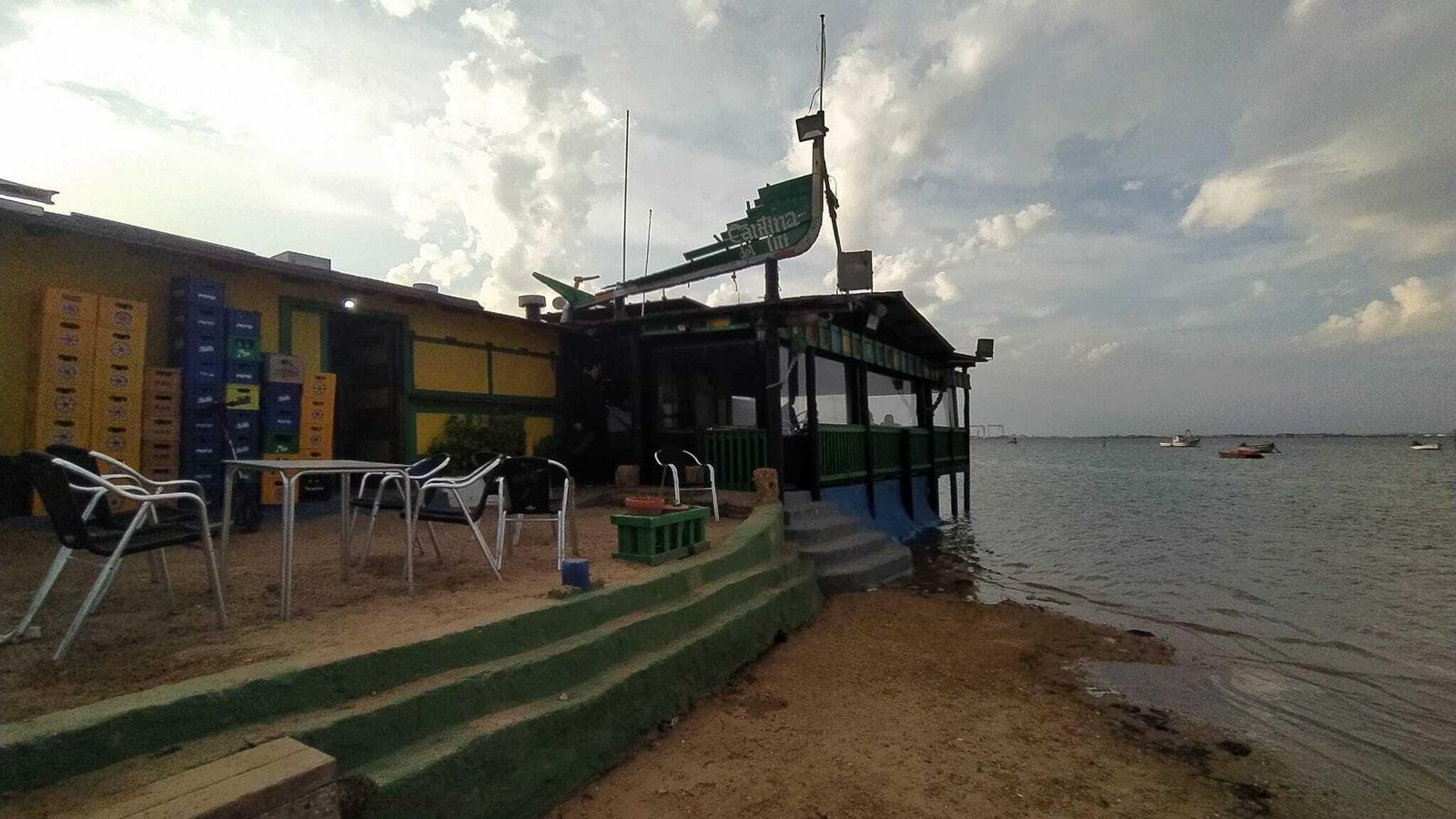 El Bartolo, uno de los locales más conocidos de la playa de La Casería.