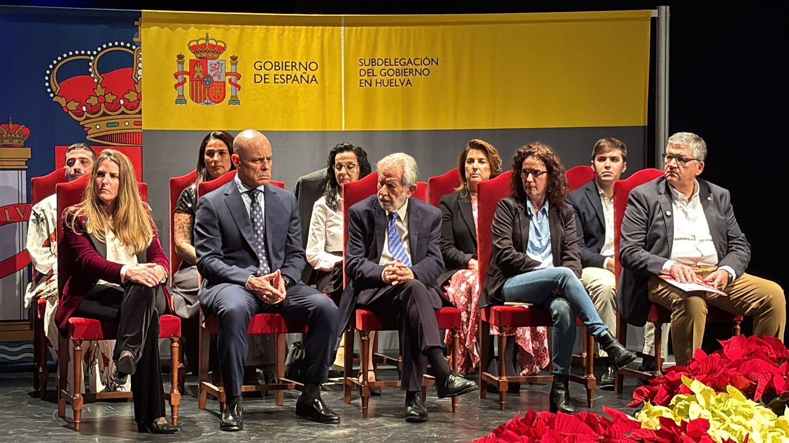 Galardonados durante el acto celebrado en la Sede Espacio Escénico de las Cocheras del Puerto de Huelva.