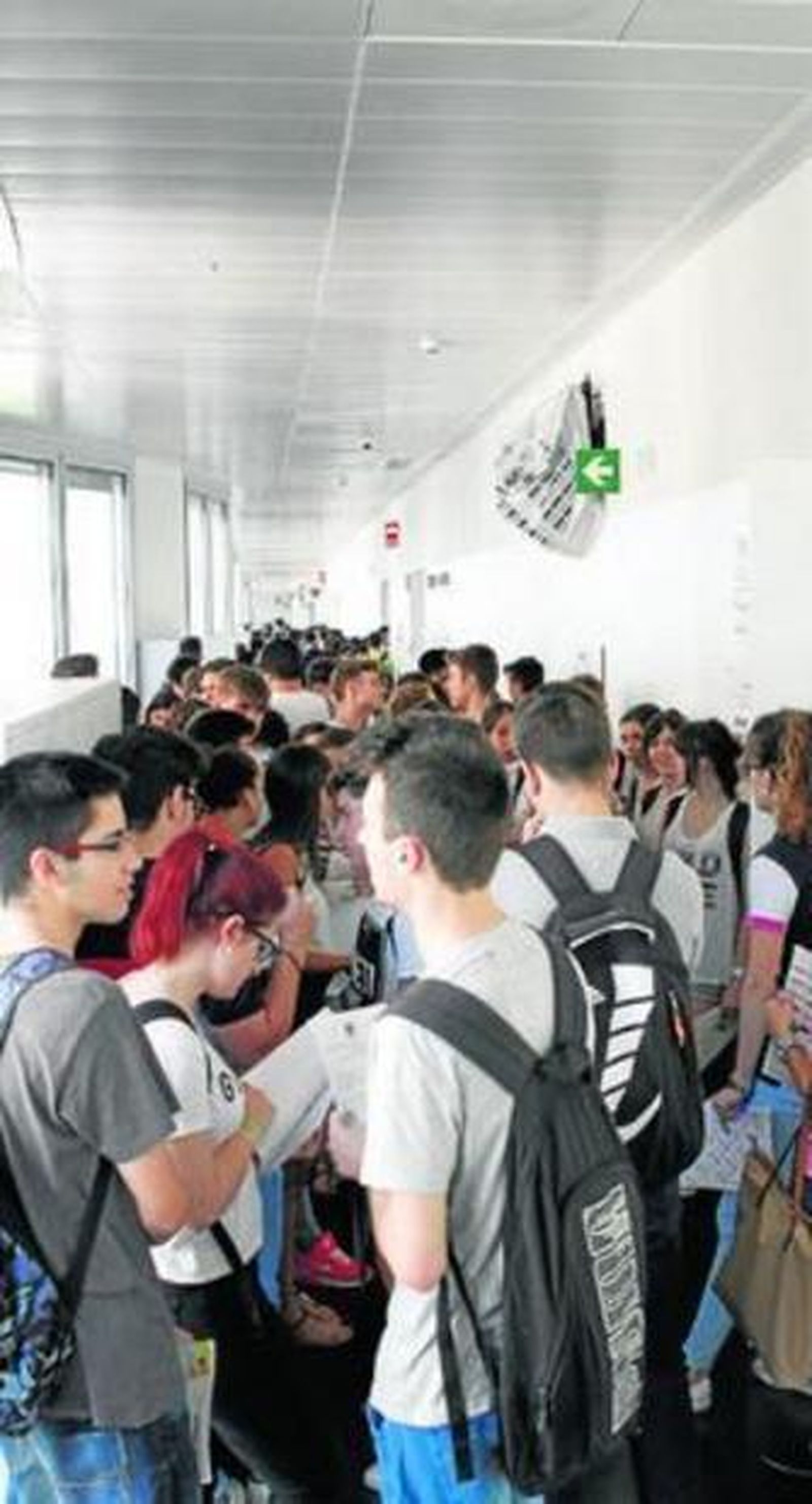 Alumnos en la Facultad de Medicina.