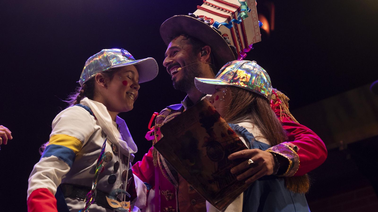 Las imágenes del pregón de Antoñito Molina en el carnaval de Cádiz 2025