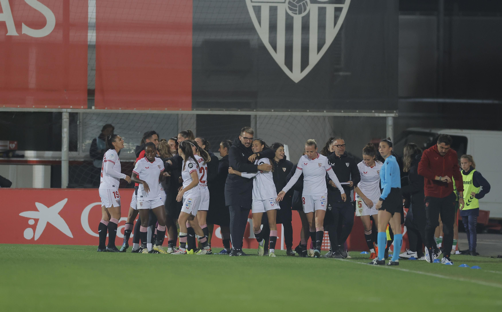 Las fotos del Sevilla-Betis féminas