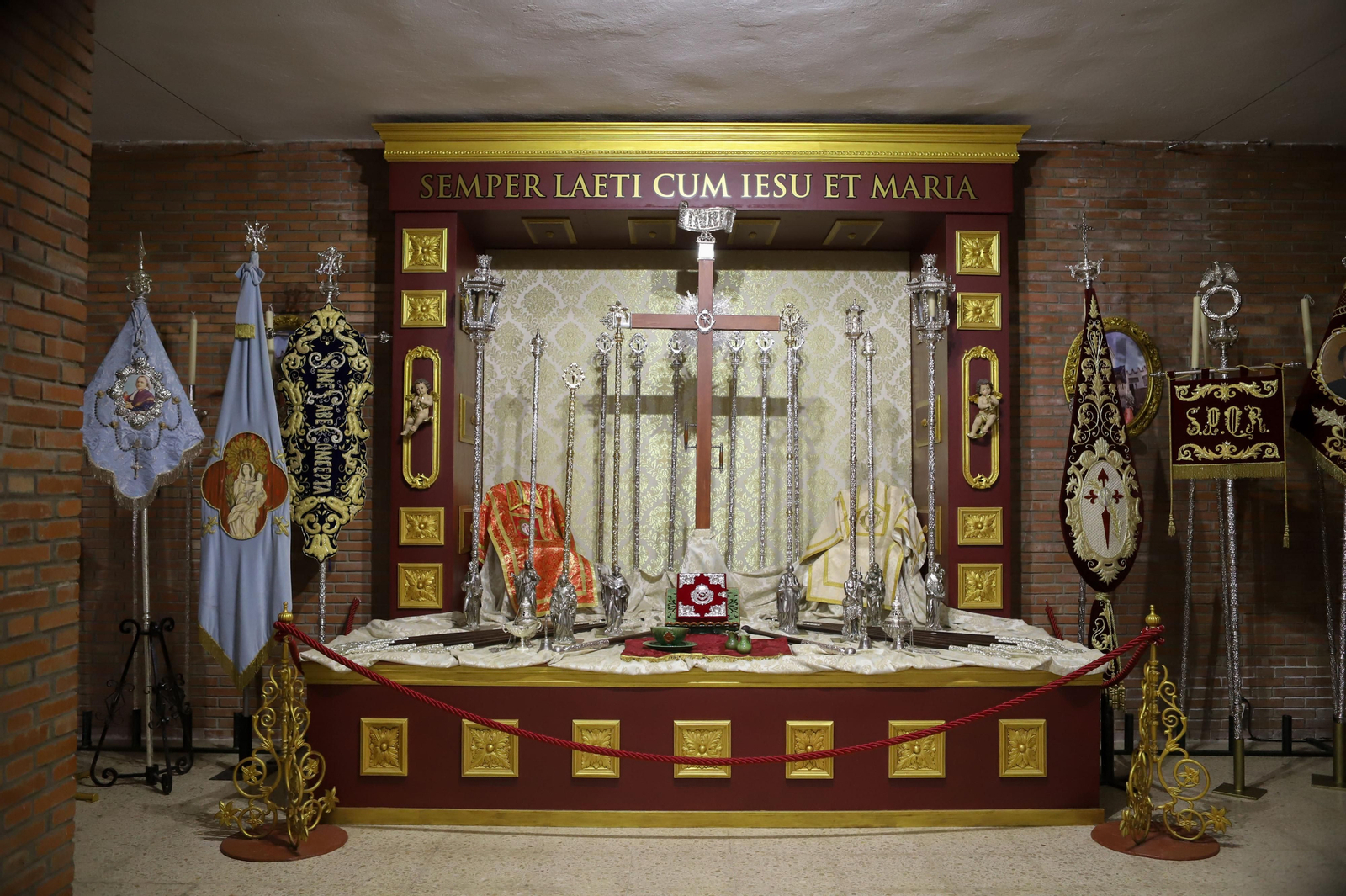 Fotos de los preparativos de la Semana Santa en Algeciras