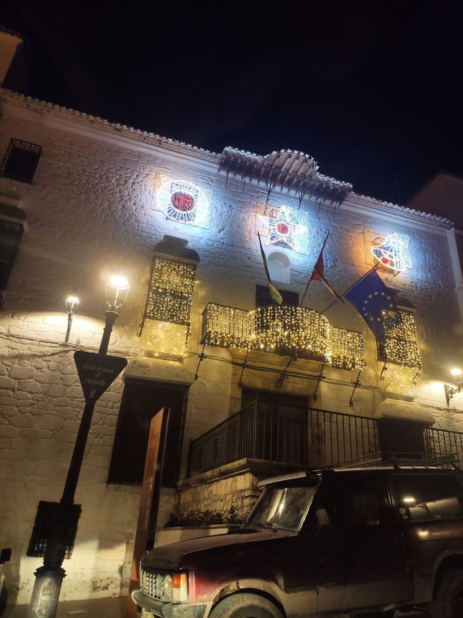 Montefrío enciende sus luces de Navidad