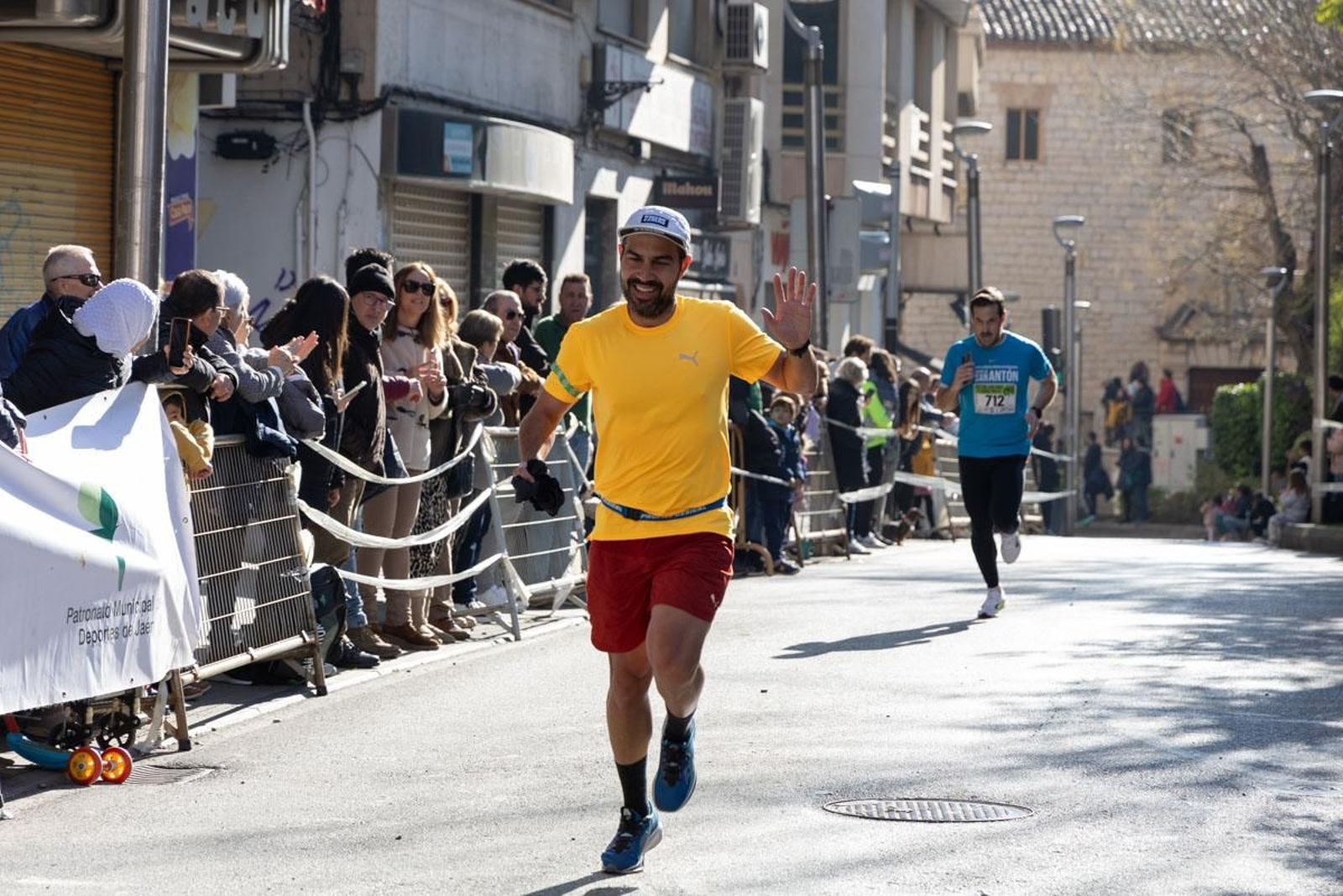 Deporte y solidaridad se unen en la IV Carrera Popular IES San Juan Bosco, en imágenes