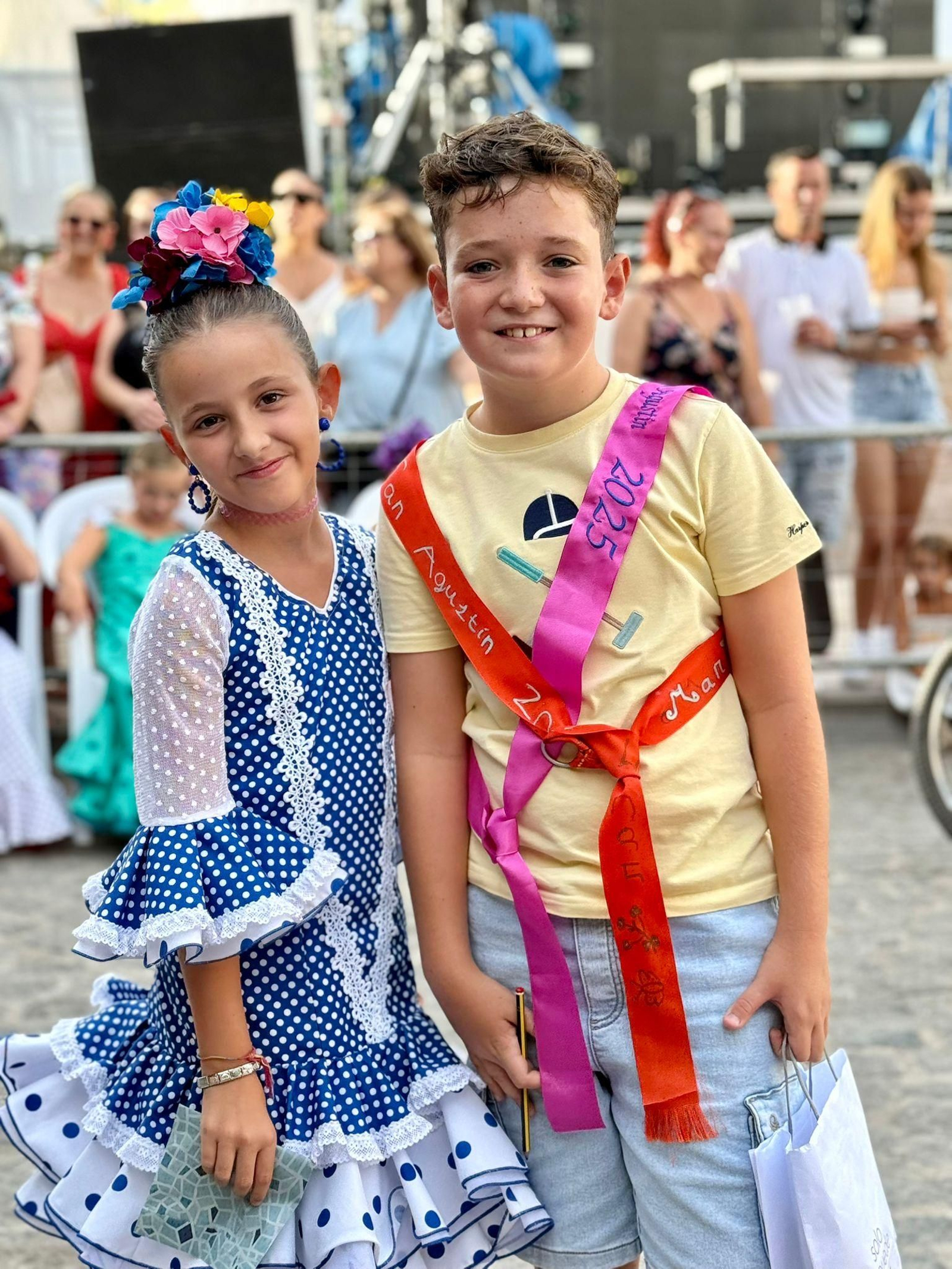 Las mejores imágenes de la Feria del Mediodía y la carrera de cintas infantiles de Mojácar