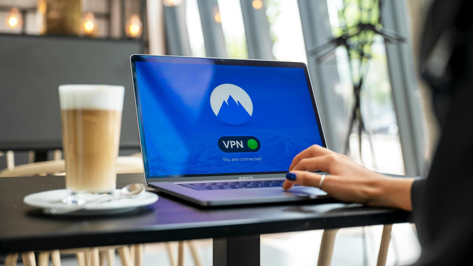 Suben las temperaturas, pero bajan los precios en tecnología gracias a HP