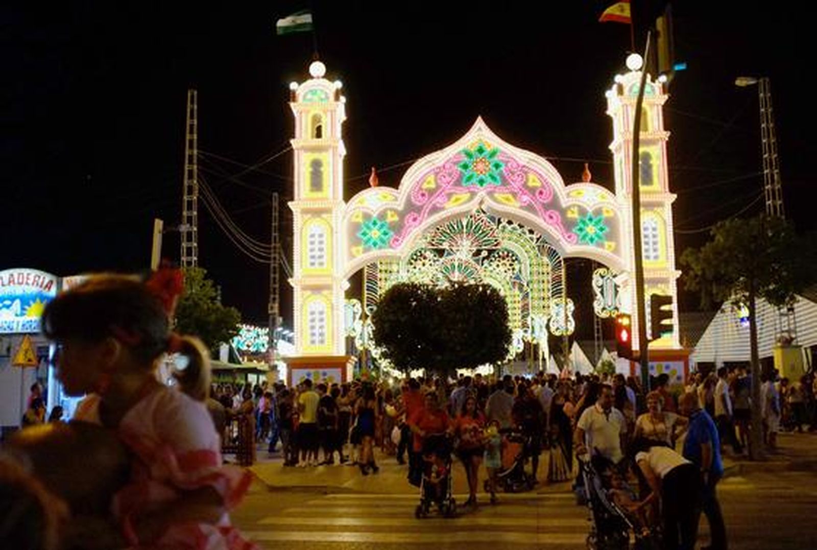 Ambiente en la jornada de apertura de la feria de la isla

Foto: Elias Pimentel