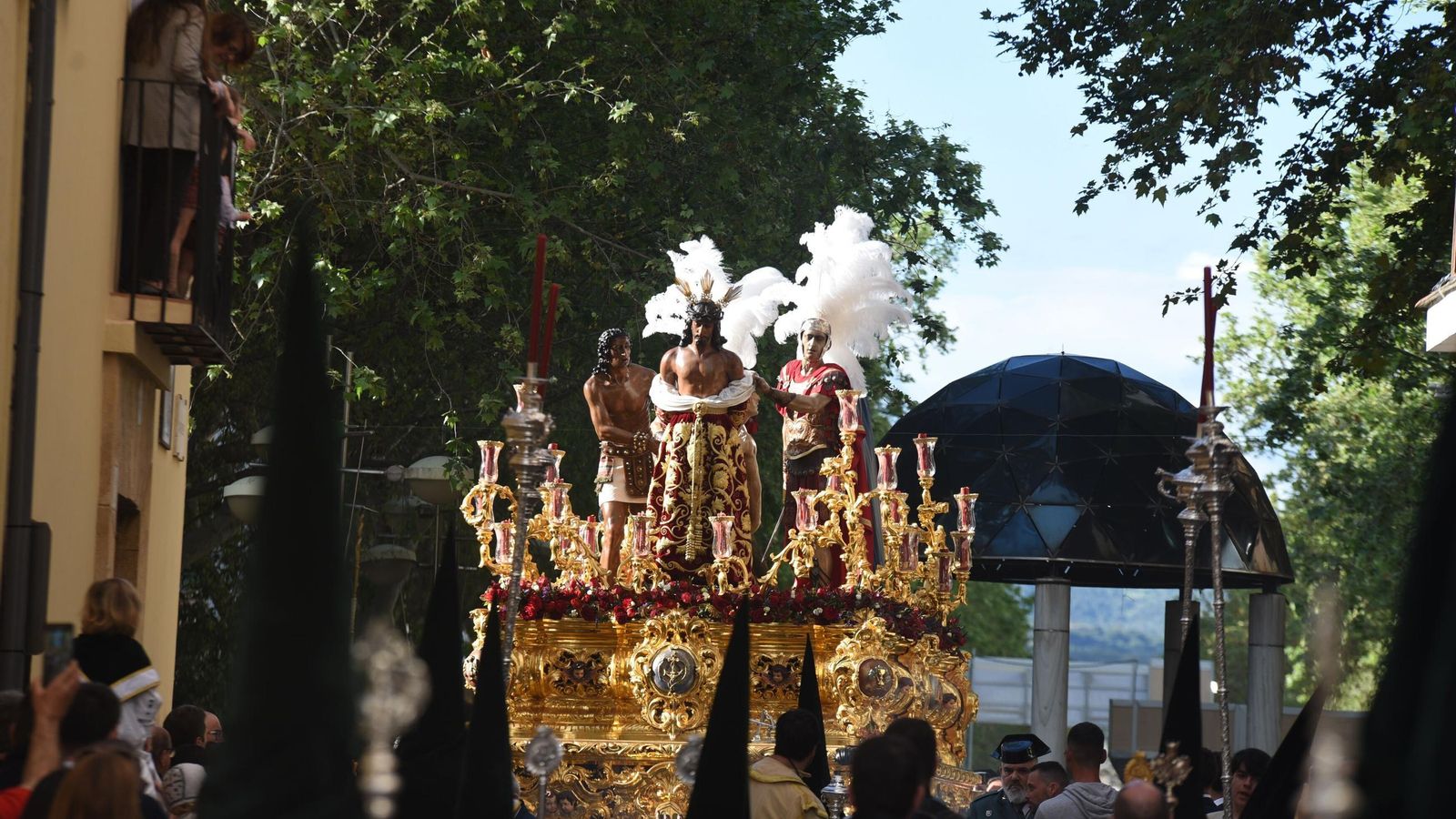 El Gitano camina hacia la carrera oficial