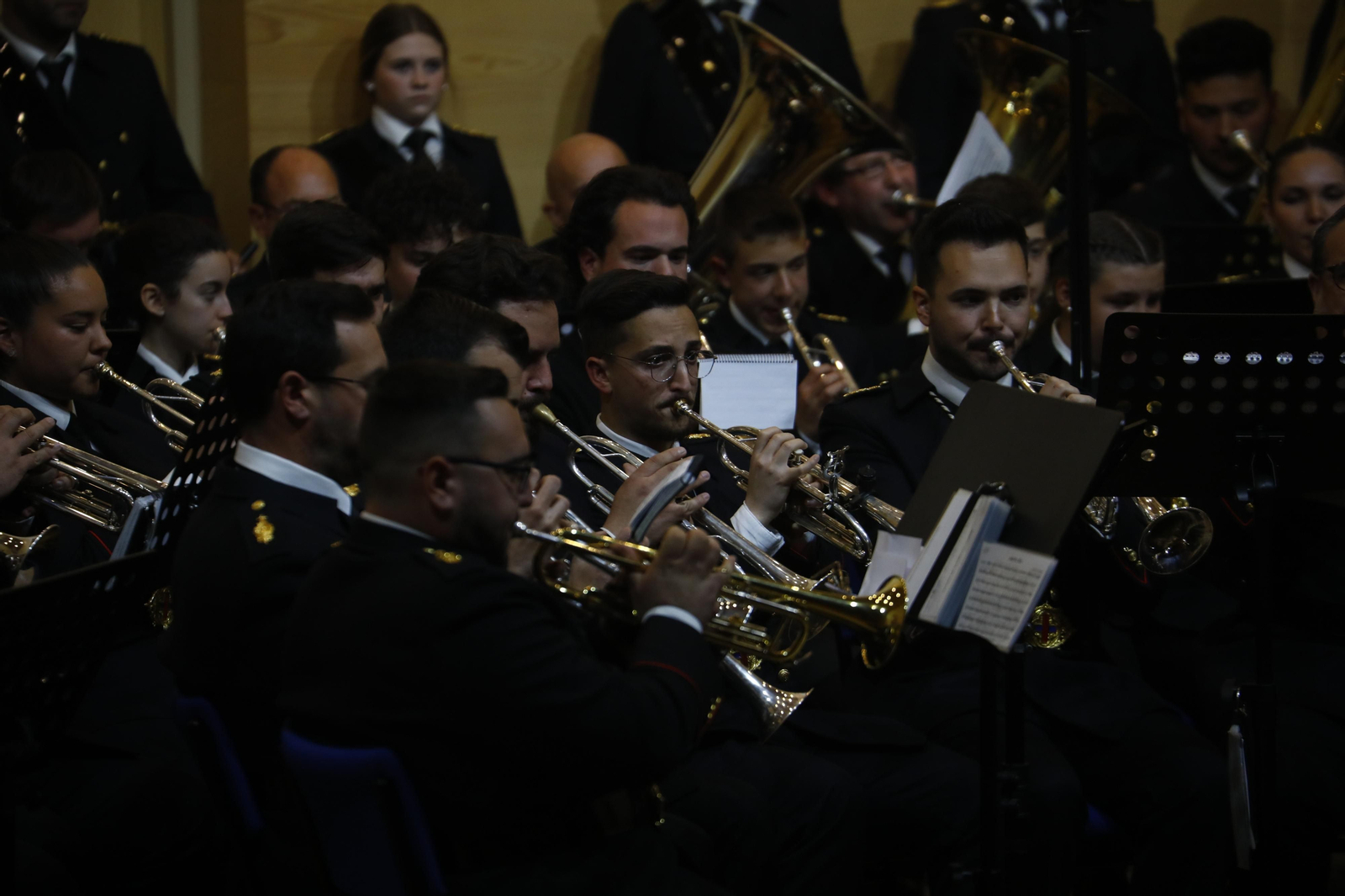 Las mejores imágenes del concierto solidario de la Agrupación Cristo de Gracia de Córdoba