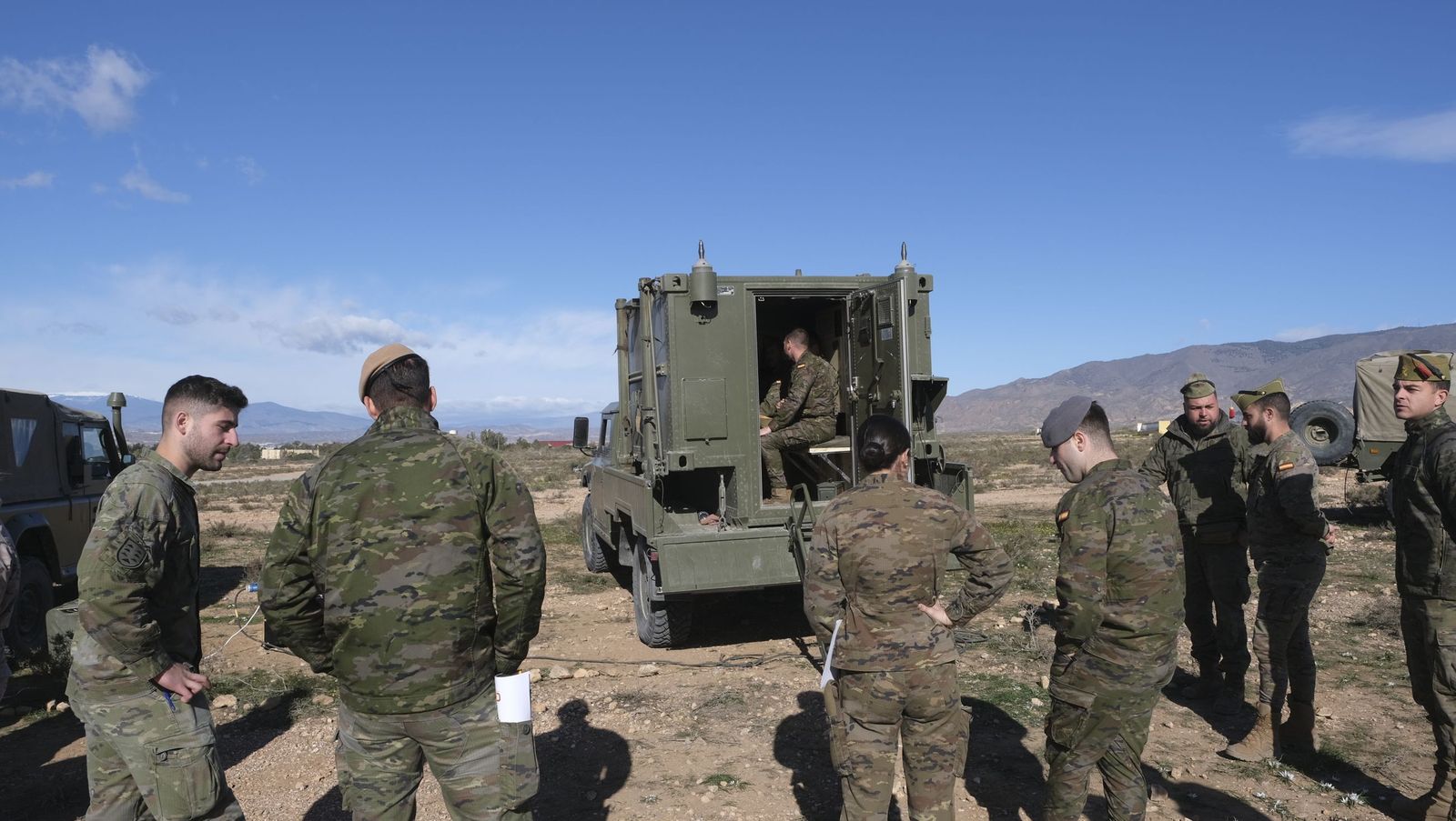 En imágenes: así entrena La Legión para combatir contra los drones