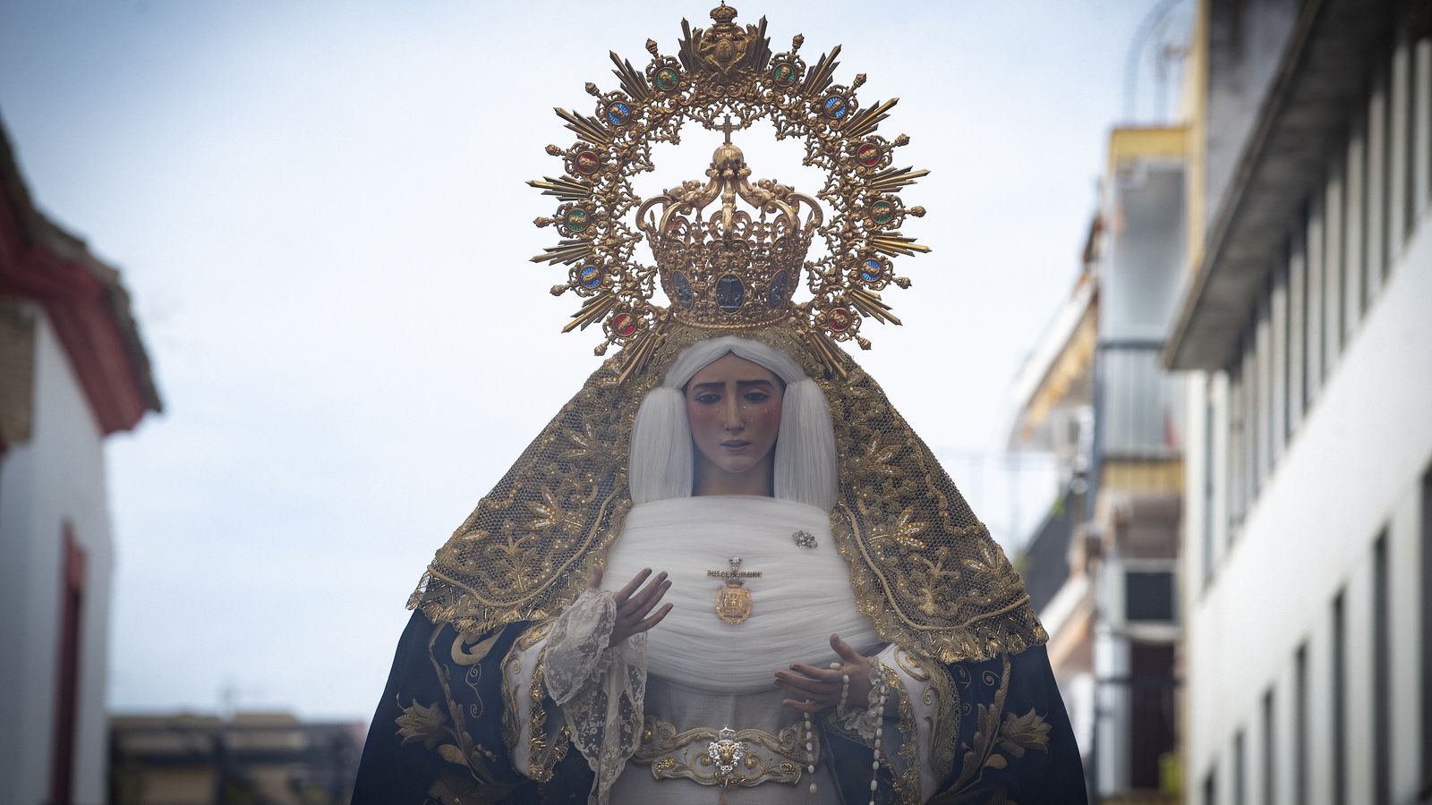 Rosario de la aurora con la Virgen del Dulce Nombre