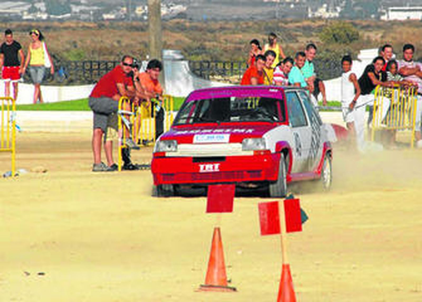 El circuito de La Magdalena acogera el 'slalom' de automovilisto en la tarde de hoy.