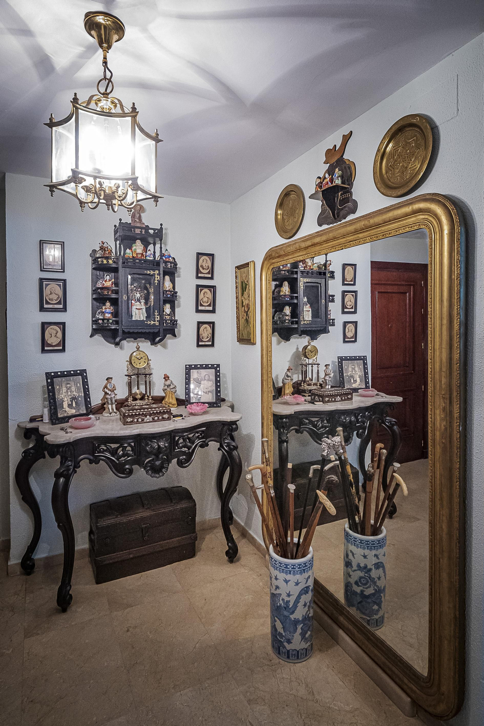 Interior de la casa: Calle Brasil