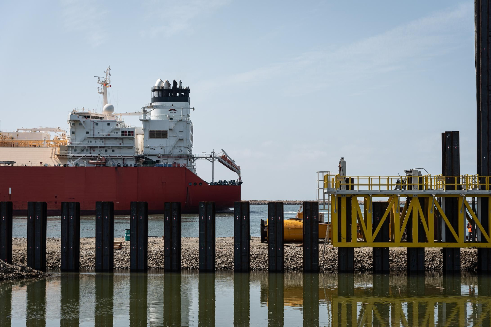 Imágenes de a obra de ampliación del muelle sur del Puerto de Huelva